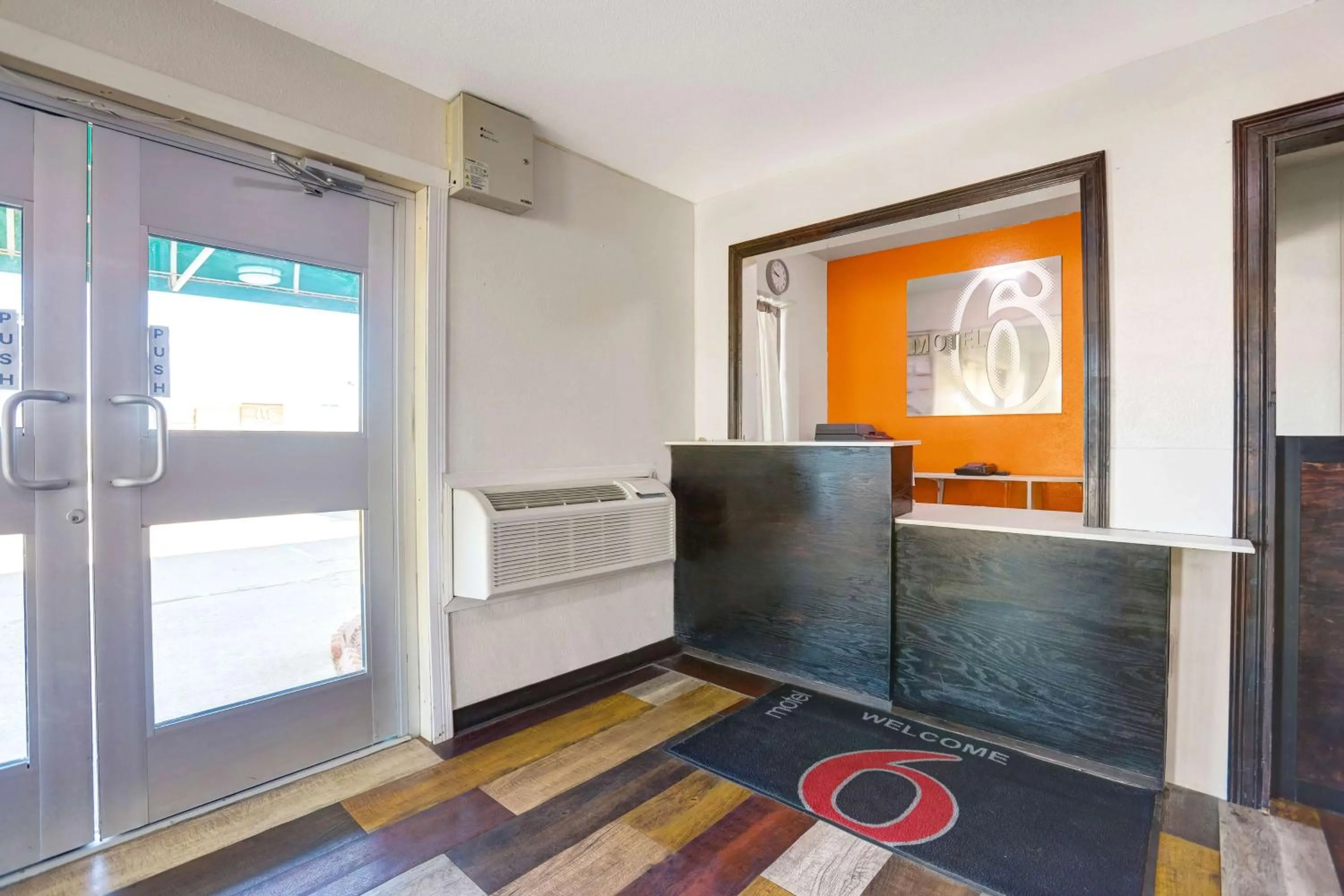 Lobby or reception in Motel 6-Truth Or Consequences, NM