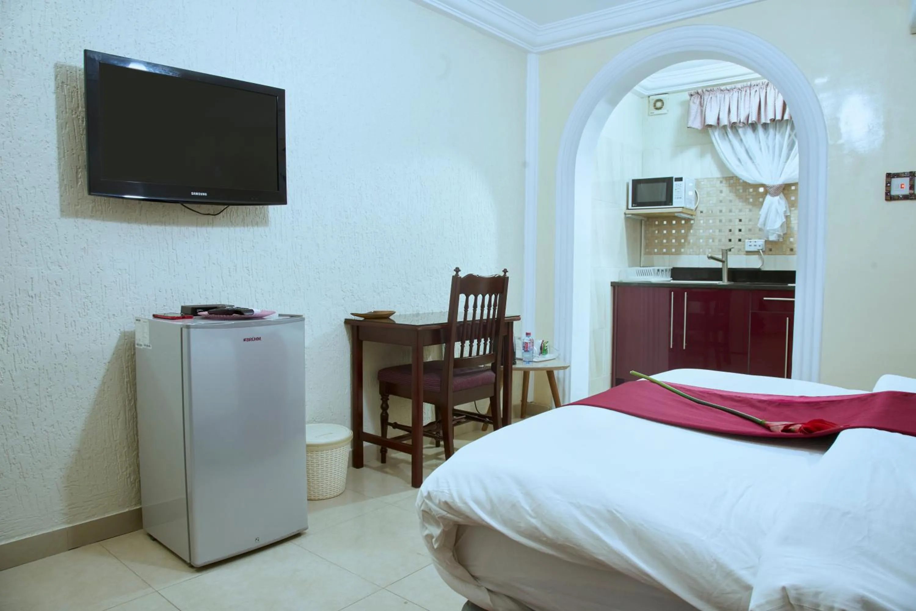 TV and multimedia, Bed in The Ritzz Exclusive Guest House