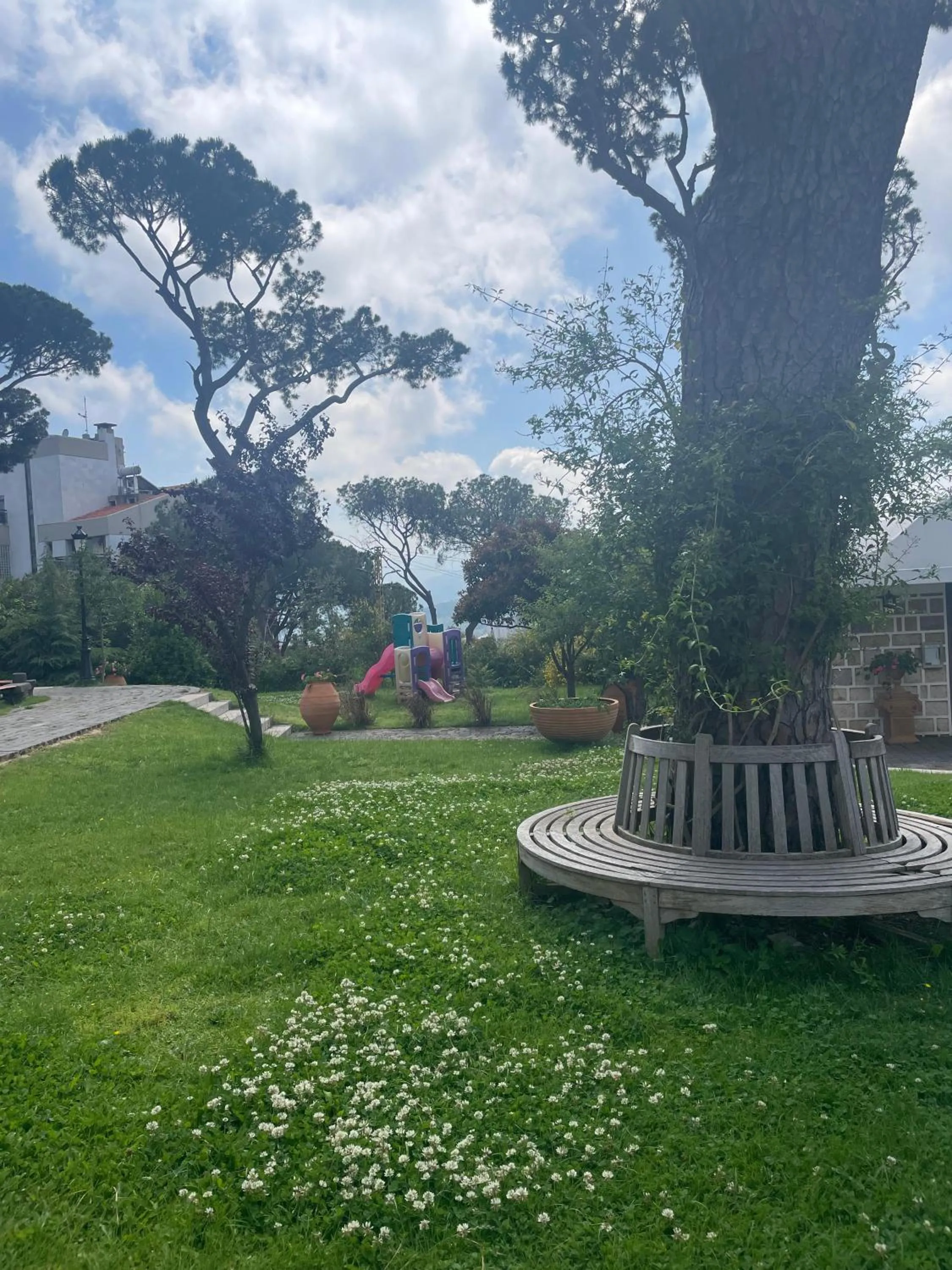 Garden in Hotel Al Bustan