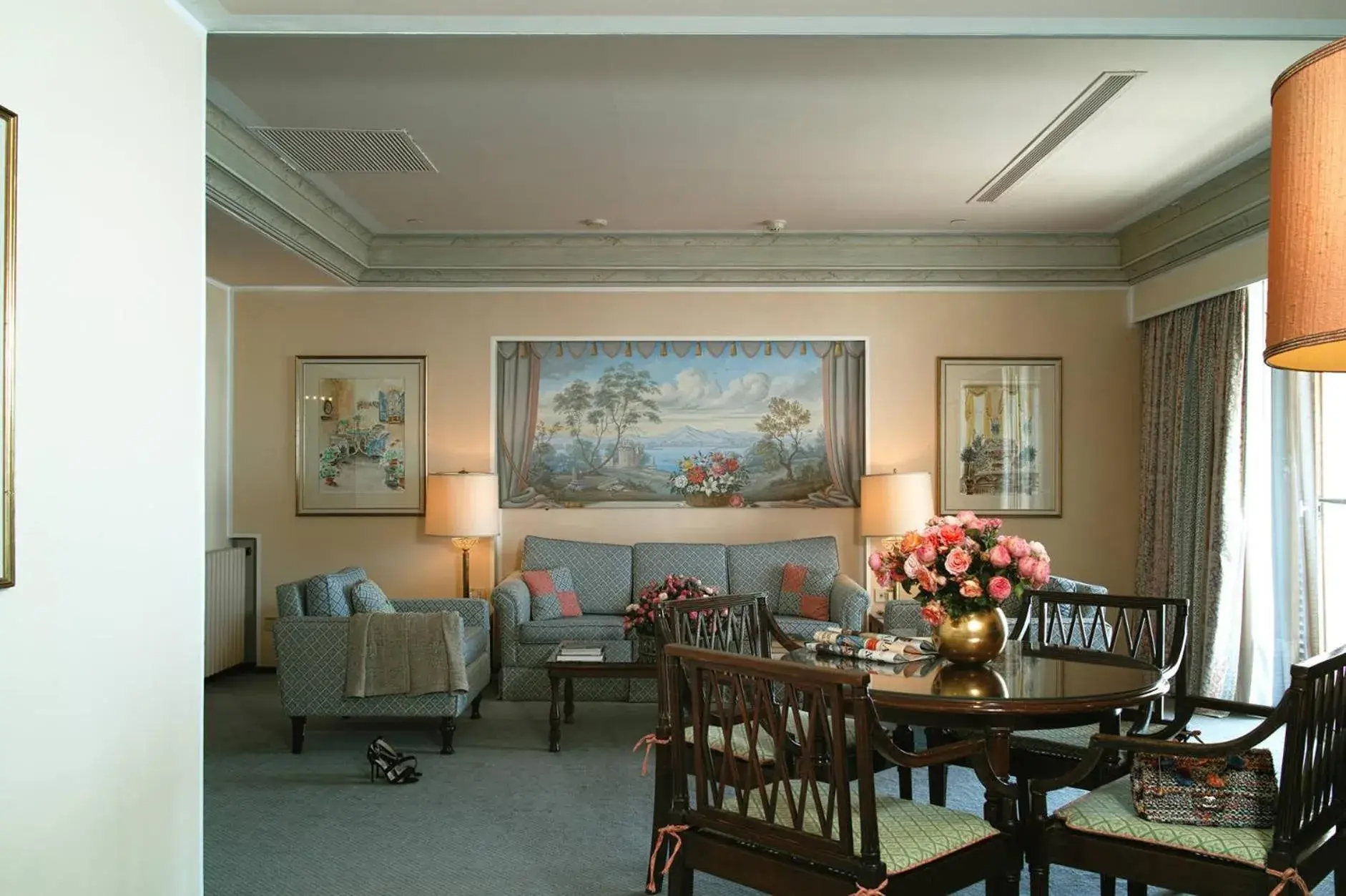 PRESIDENTIAL SUITE in Hotel Al Bustan PRESIDENTIAL SUITE in Hotel Al Bustan