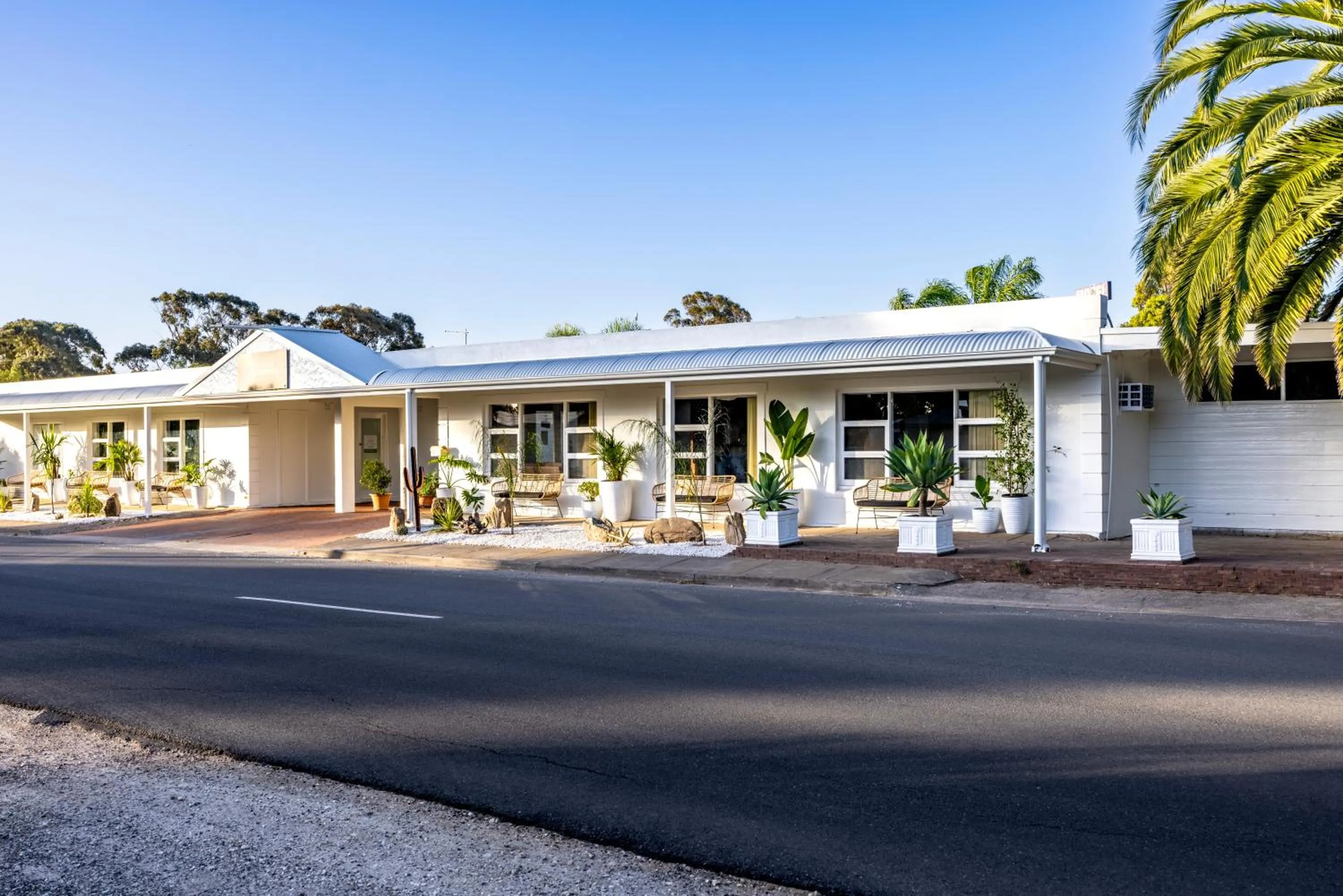 Property building in Barossa Palms Motel