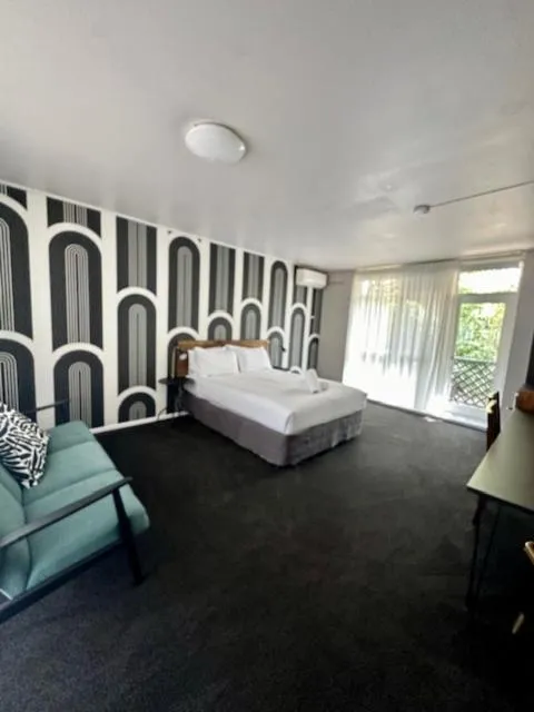 Bedroom, Bed in Lyndoch Hill