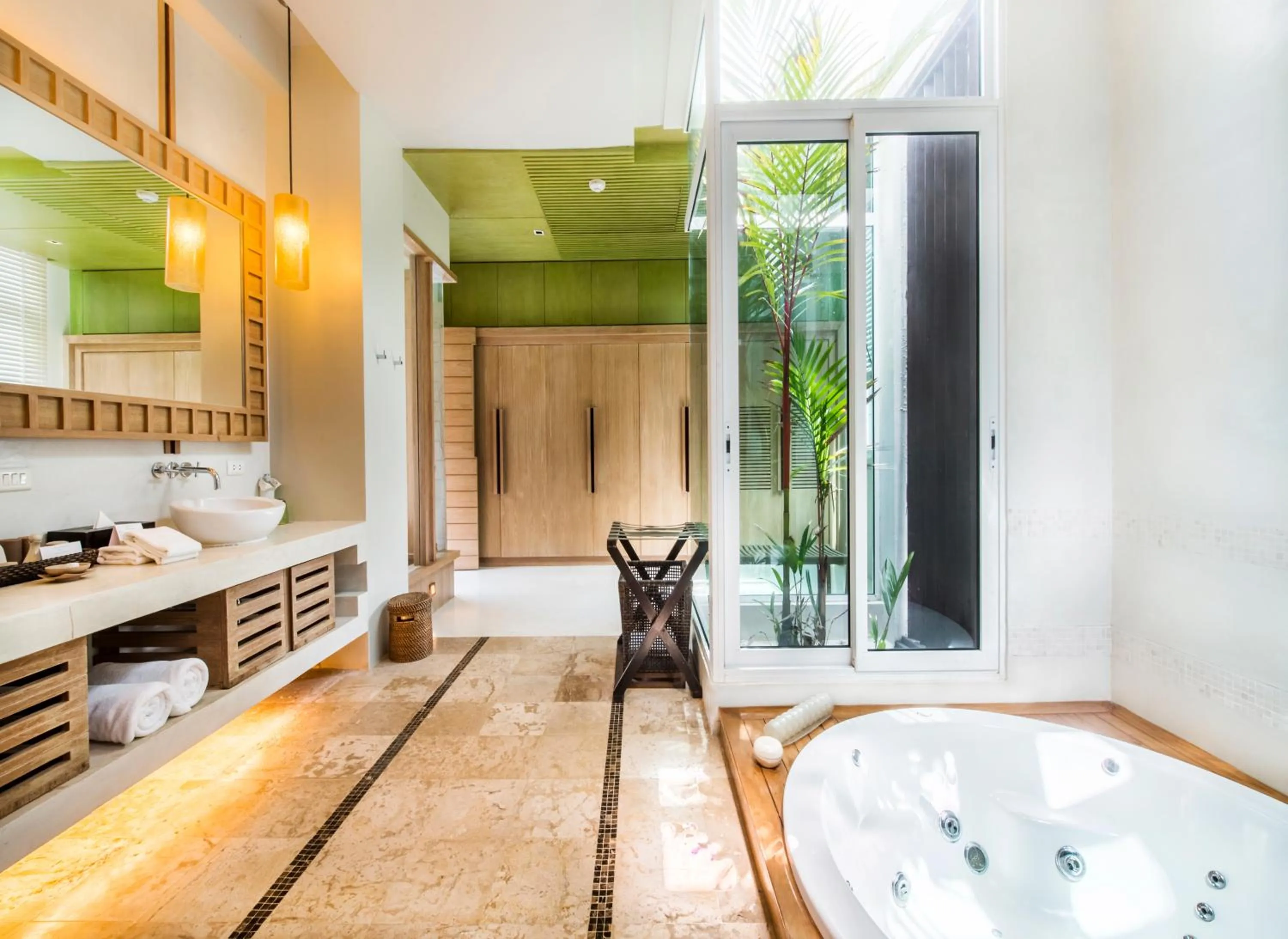 Toilet in Aleenta Phuket - Phang Nga - The Leading Hotels of the World