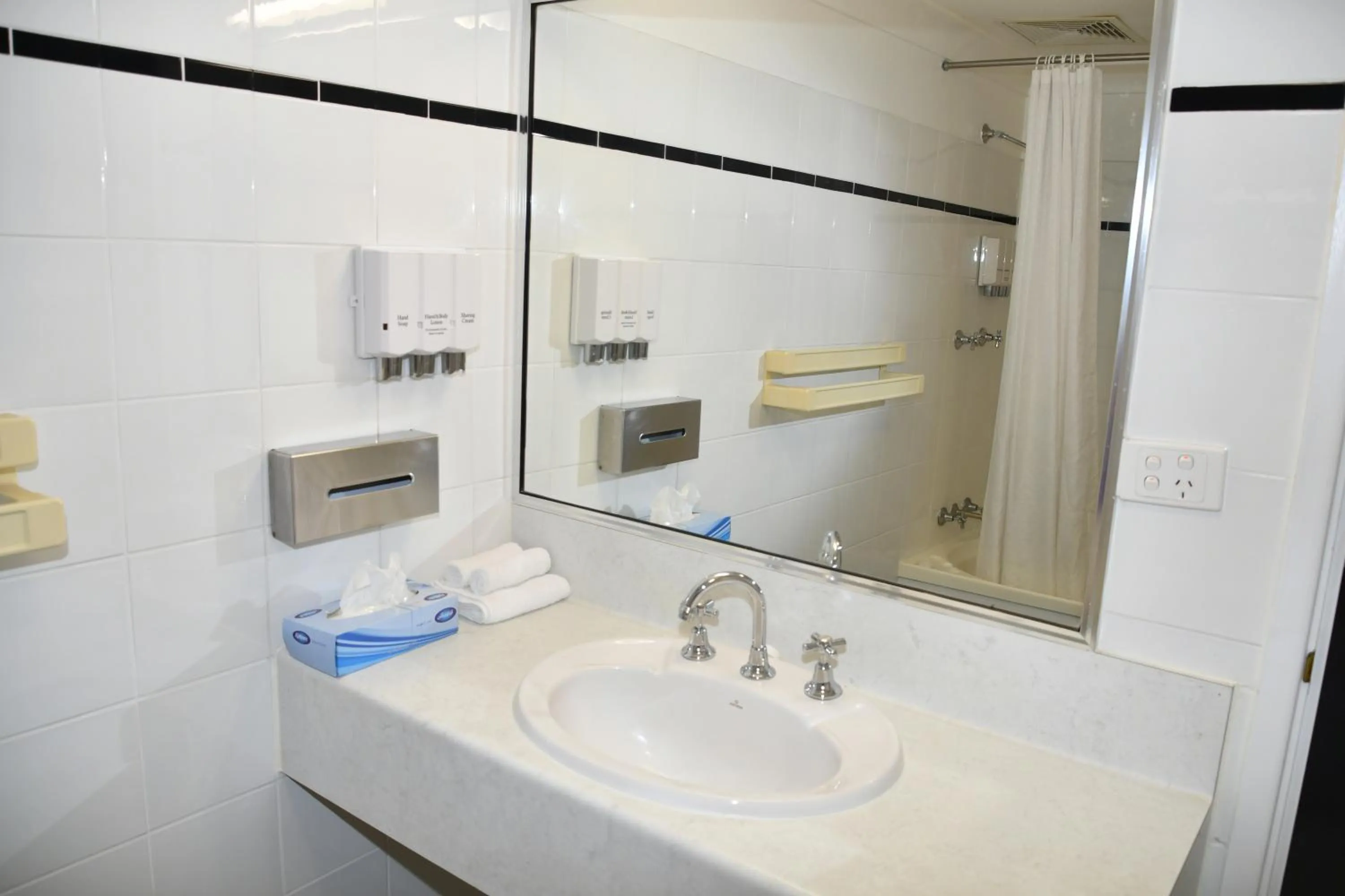 Golf Place Inn Wollongong