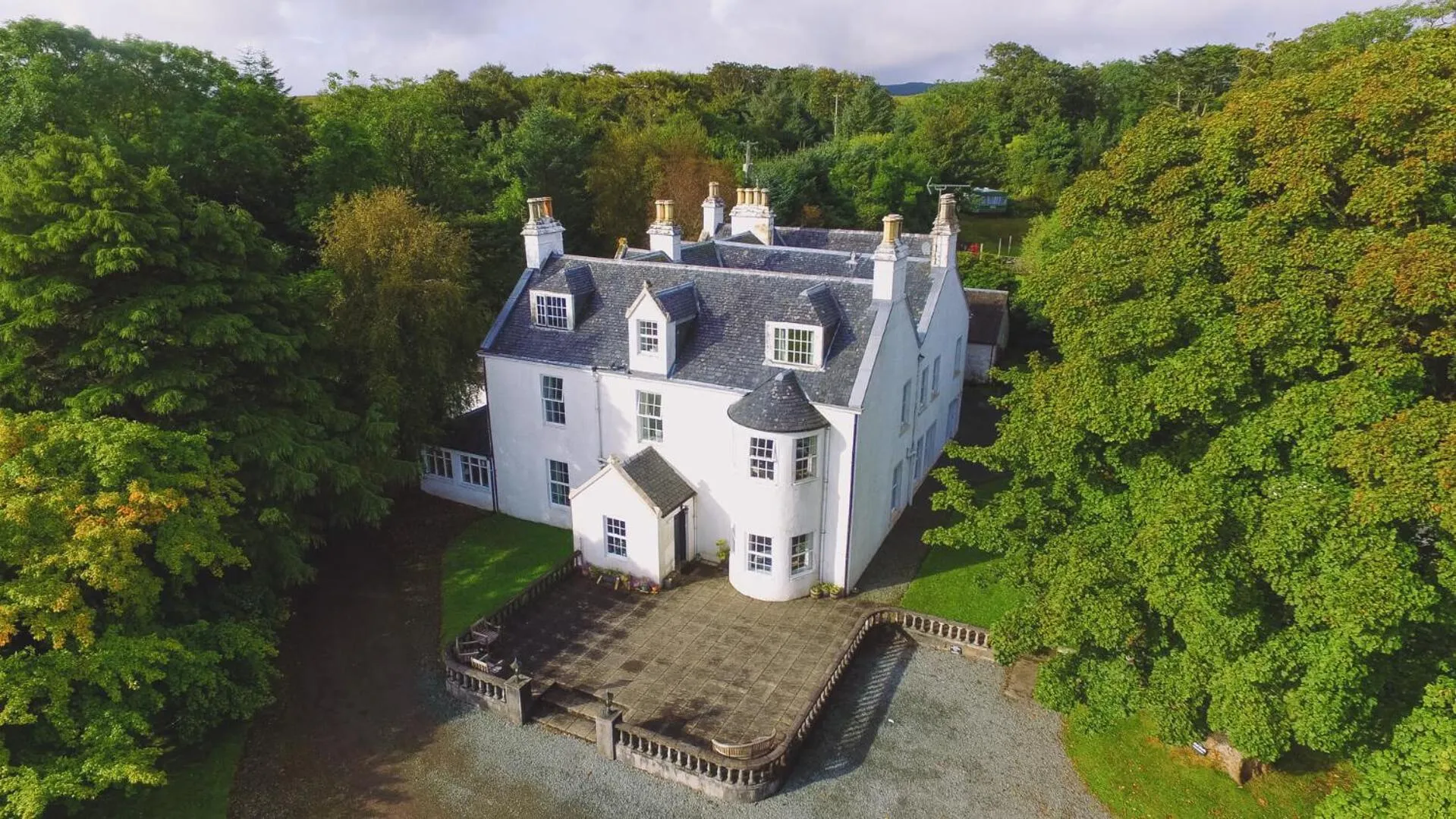 Bird's eye view in Greshornish House Hotel