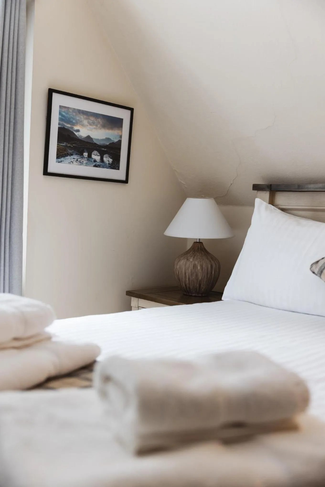 Bed in Greshornish House Hotel