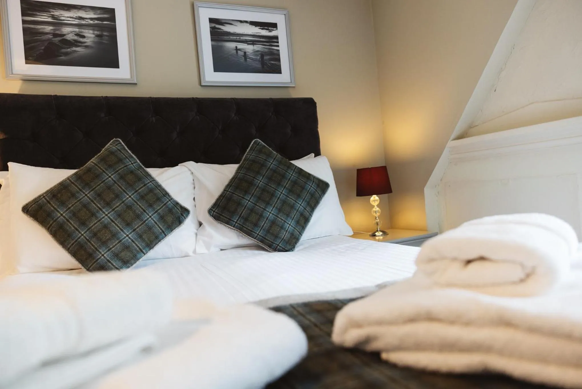 Bed in Greshornish House Hotel