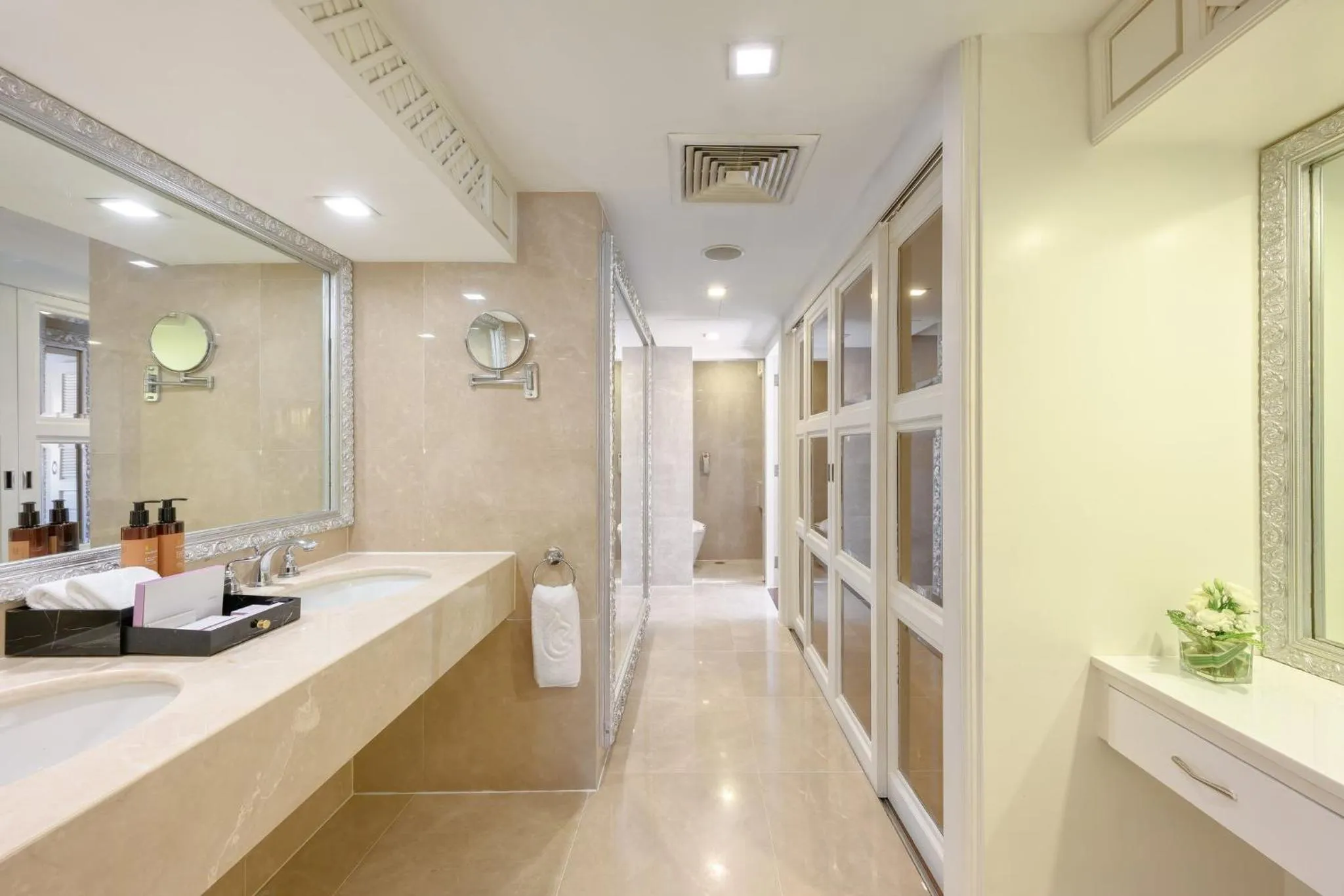 Bathroom in Centara Grand at Central Plaza Ladprao Bangkok