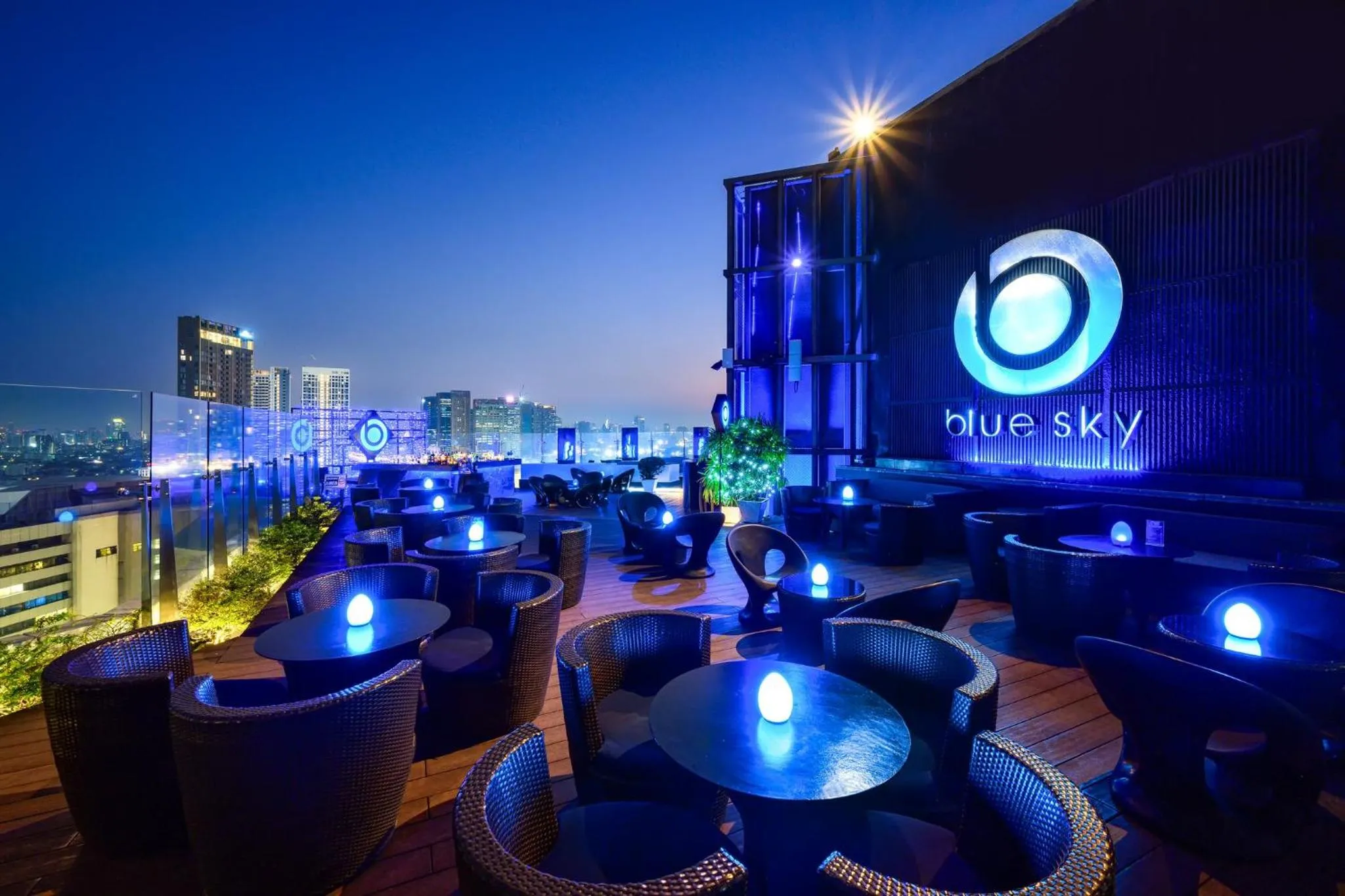 Restaurant/places to eat in Centara Grand at Central Plaza Ladprao Bangkok