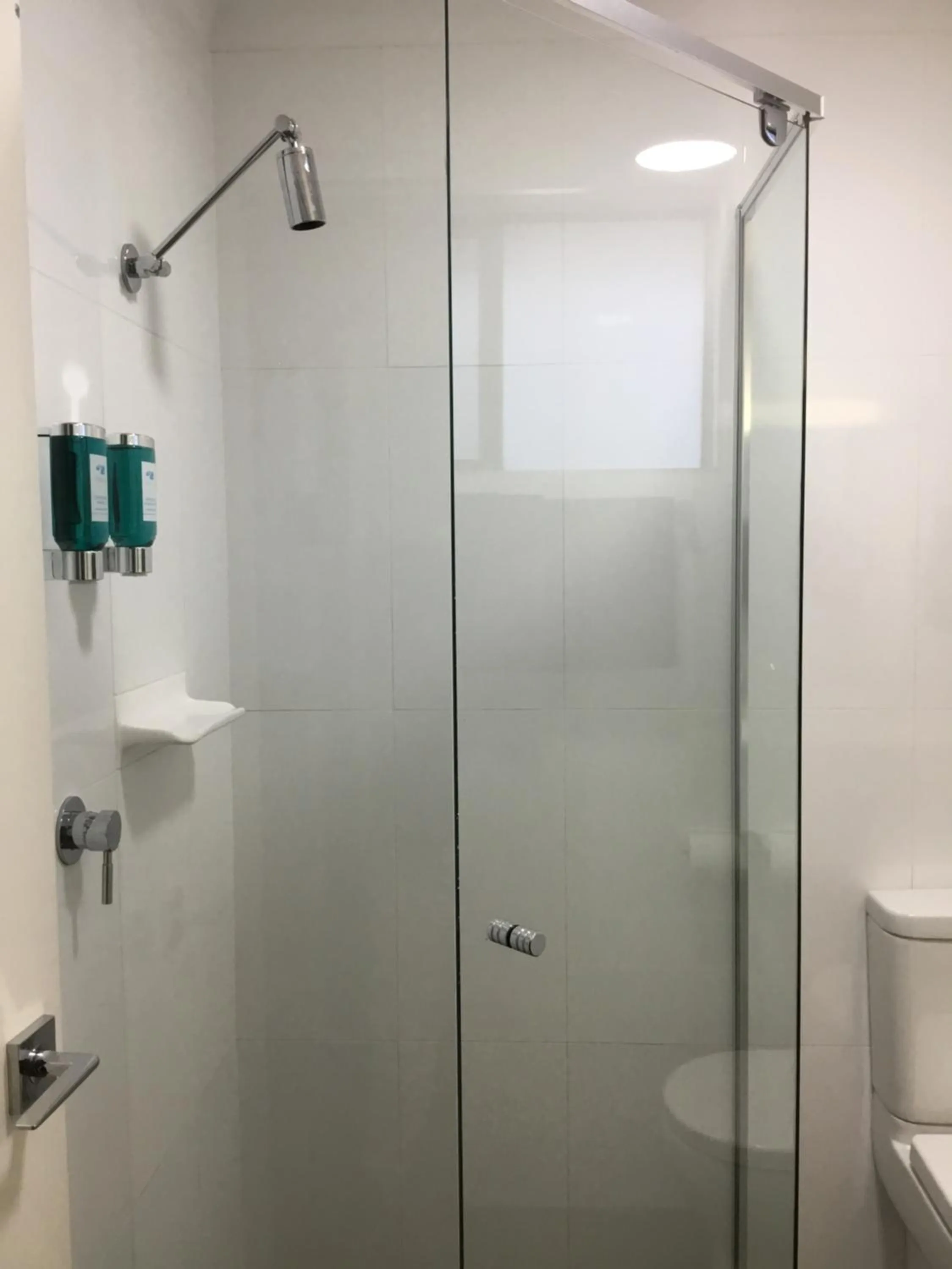 Shower in Jervis Bay Motel