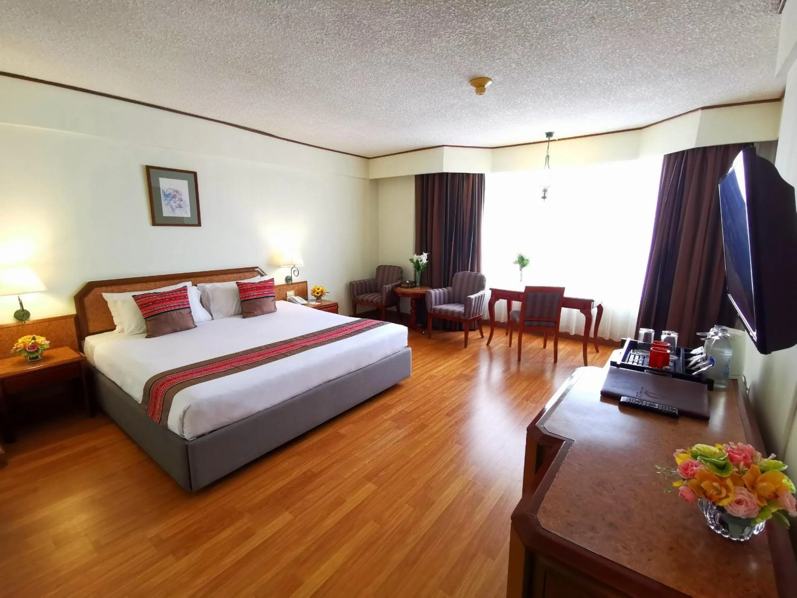 Bedroom, Bed in Duangtawan Hotel Chiang Mai