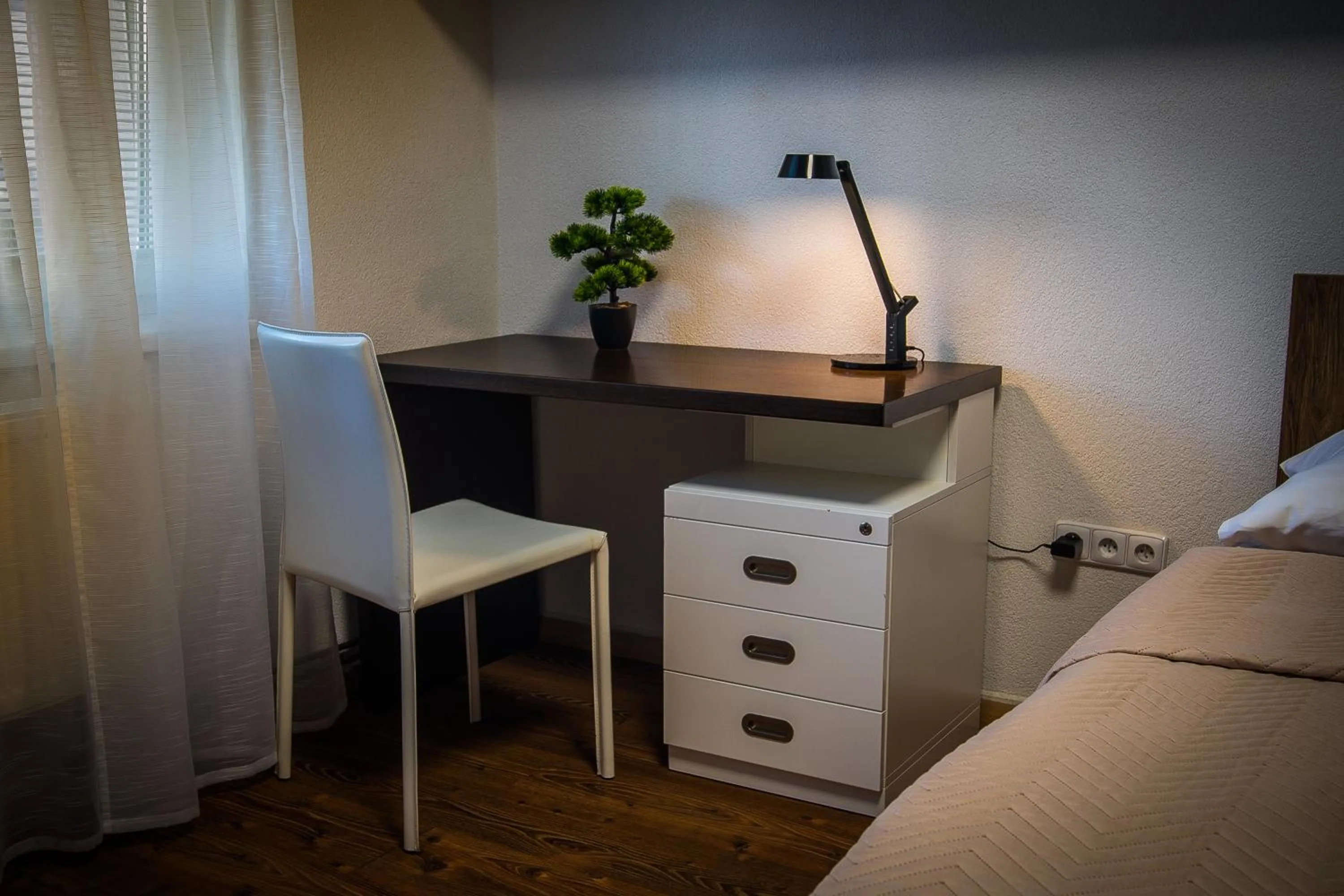 Photo of the whole room, Bed in AeroCafe