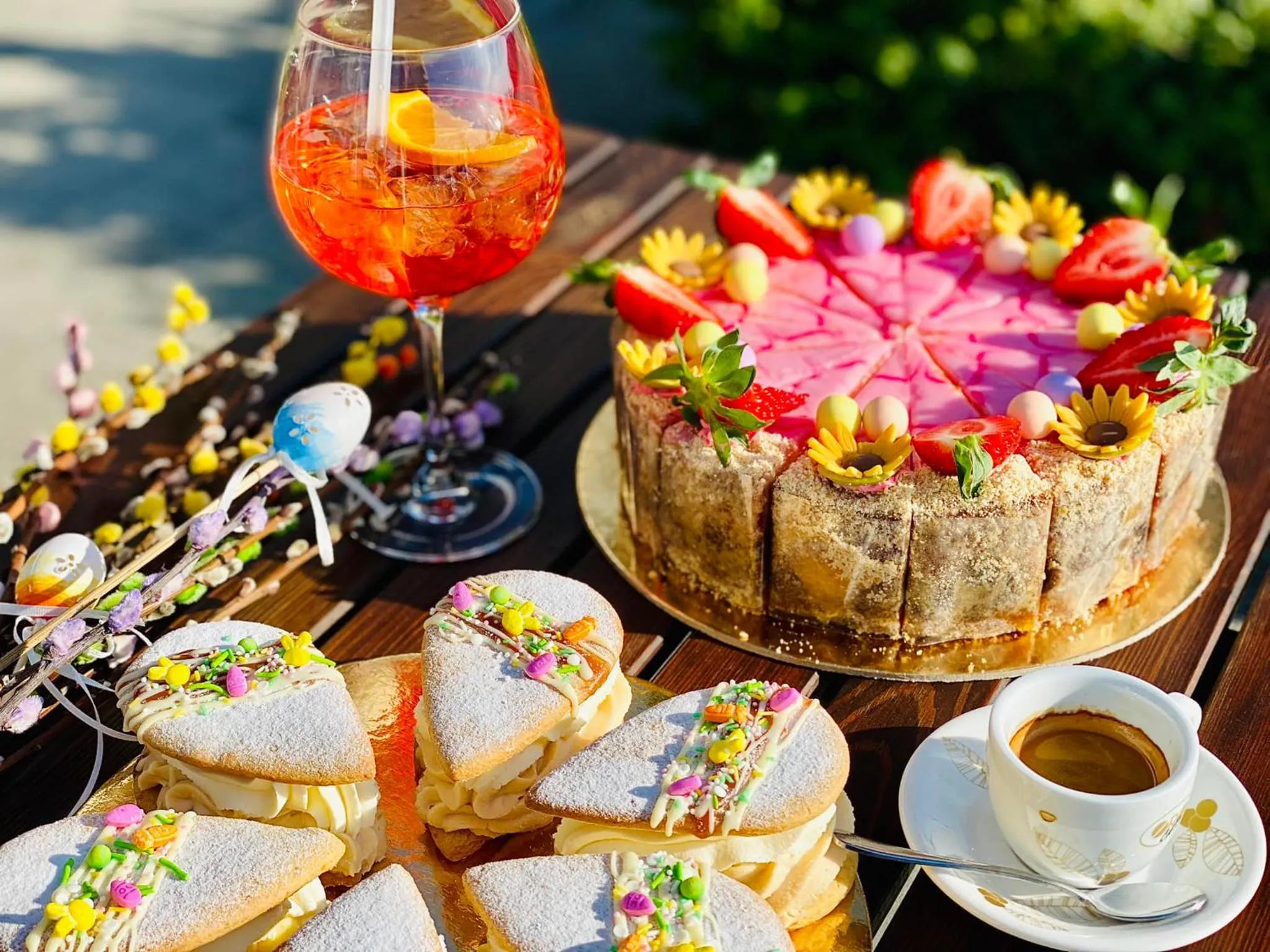 Restaurant/places to eat in AeroCafe