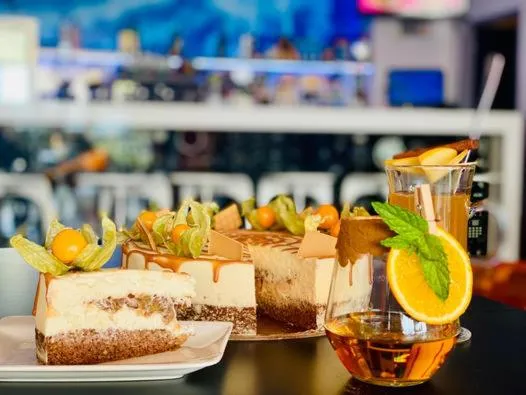 Restaurant/places to eat in AeroCafe