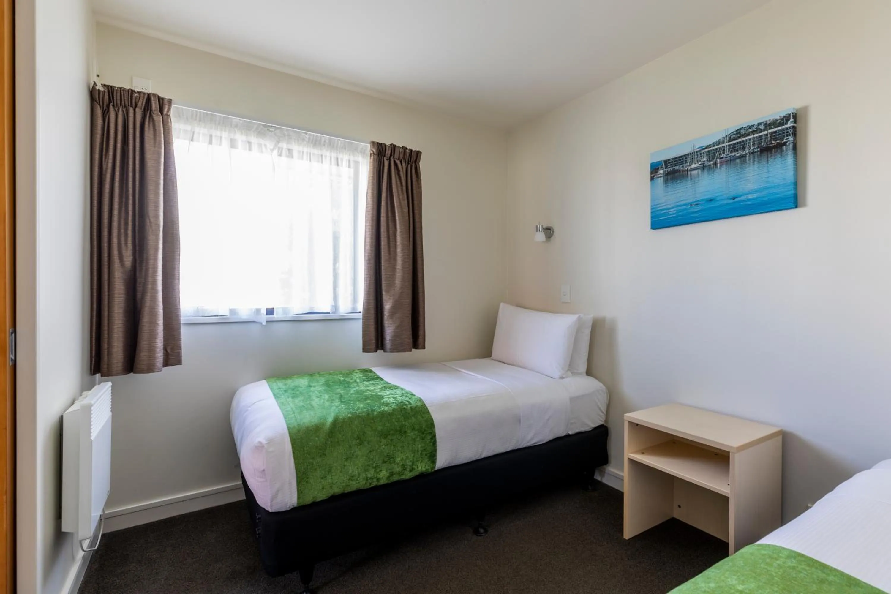 Bedroom, Bed in Bella Vista Motel Wellington