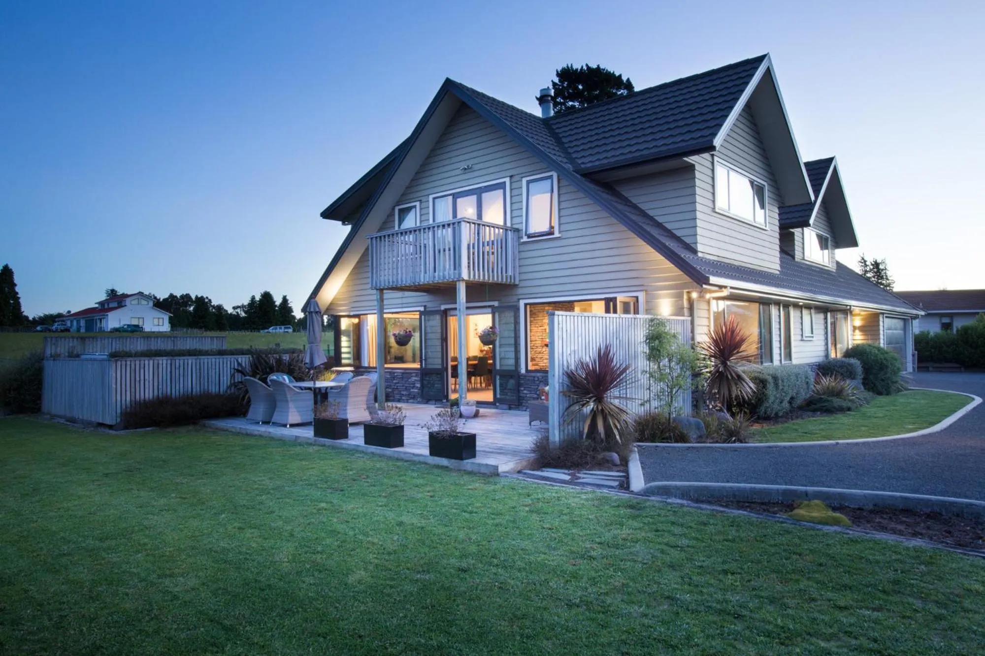 Patio in Manuka Lodge B&B