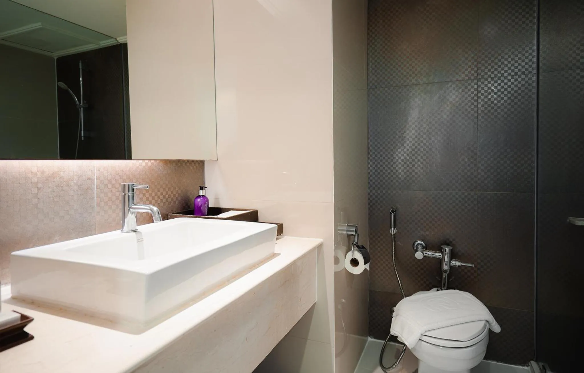 Bathroom in Centara Hotel Hat Yai
