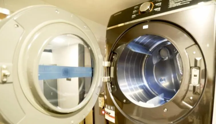 washing machine in Hotel Skypark Myeongdong 1