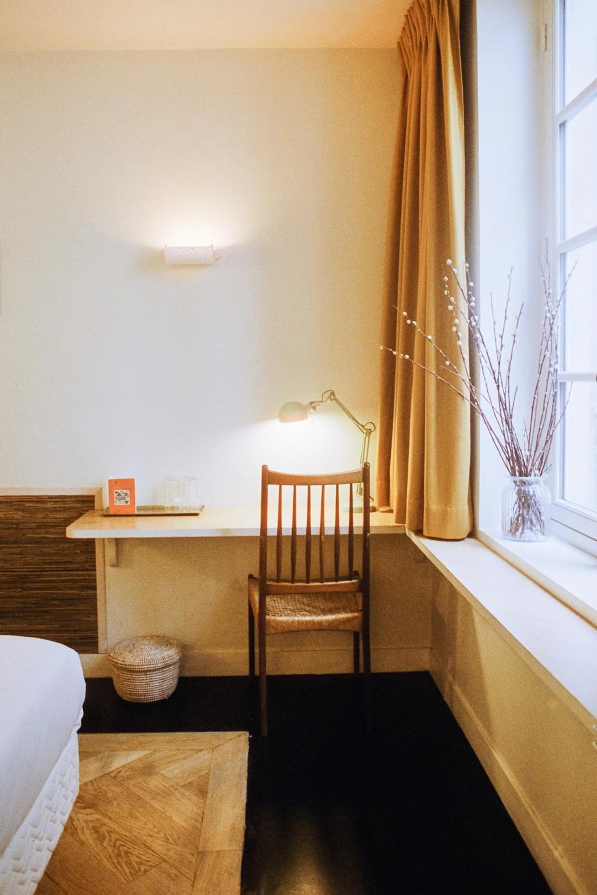 Photo of the whole room in Hotel Habituel