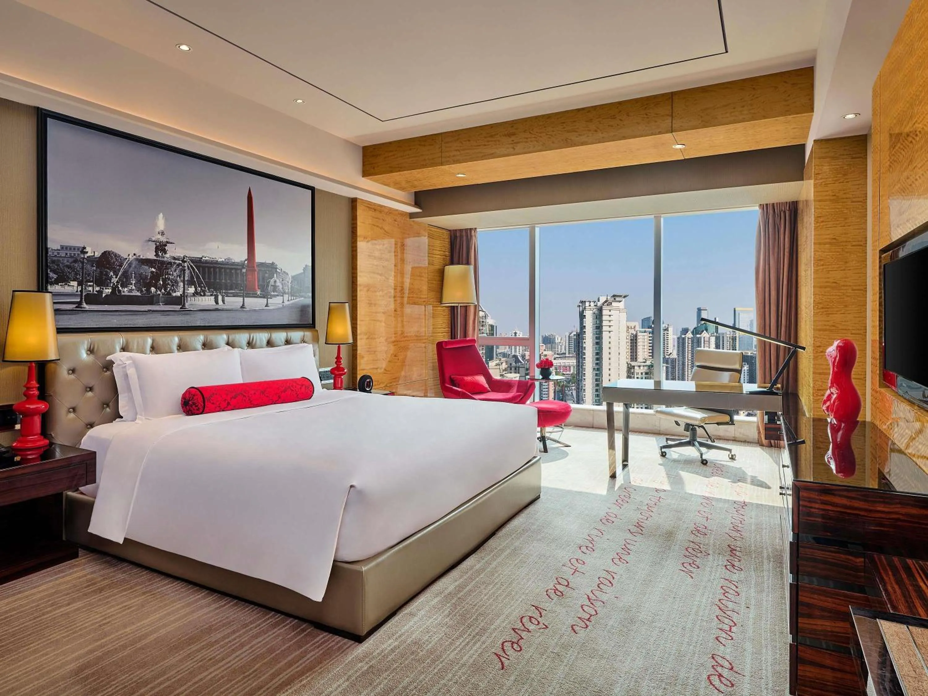 Bedroom, Bed in Sofitel Guangzhou Sunrich