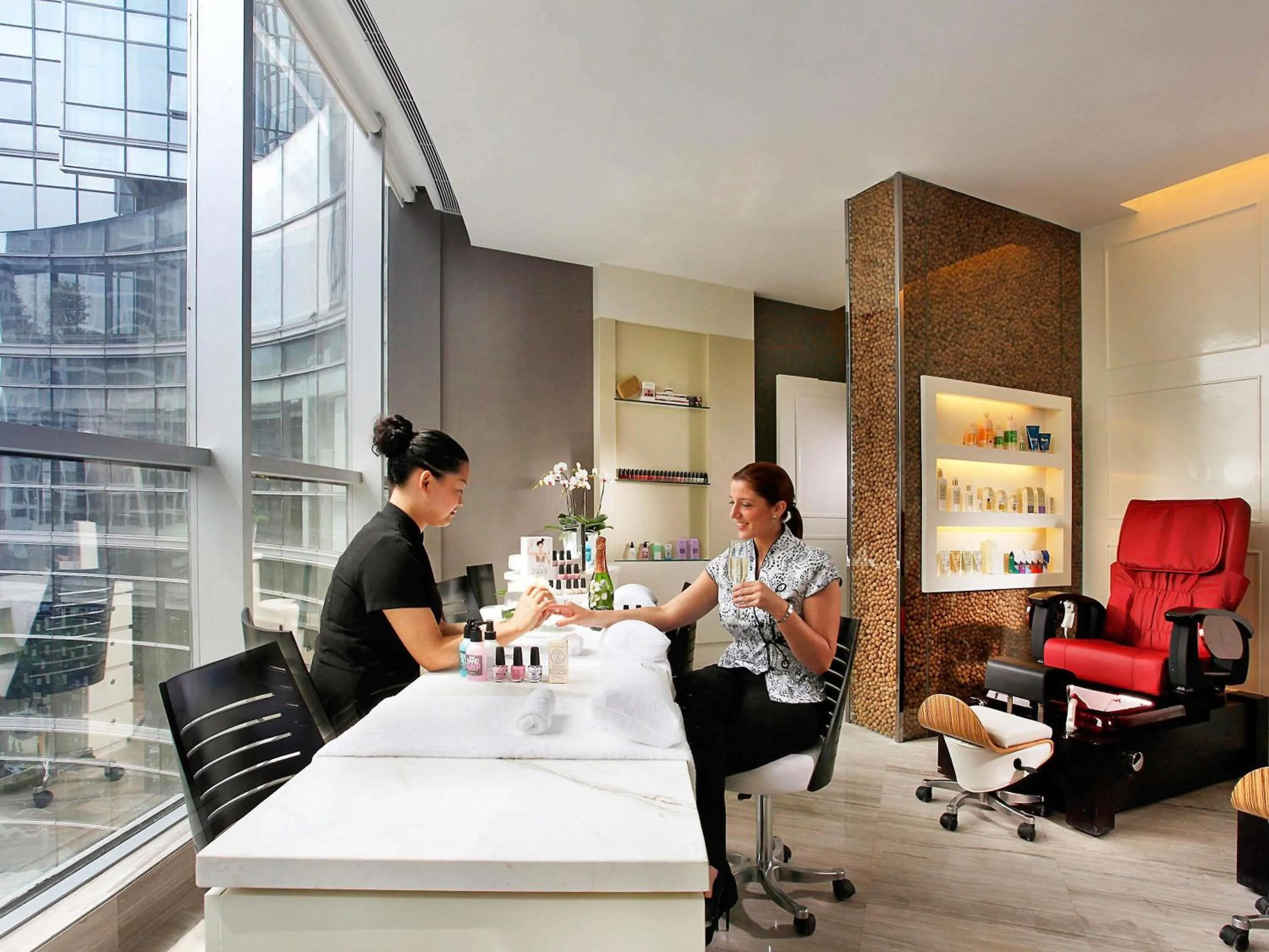 Spa and wellness centre/facilities in Sofitel Guangzhou Sunrich