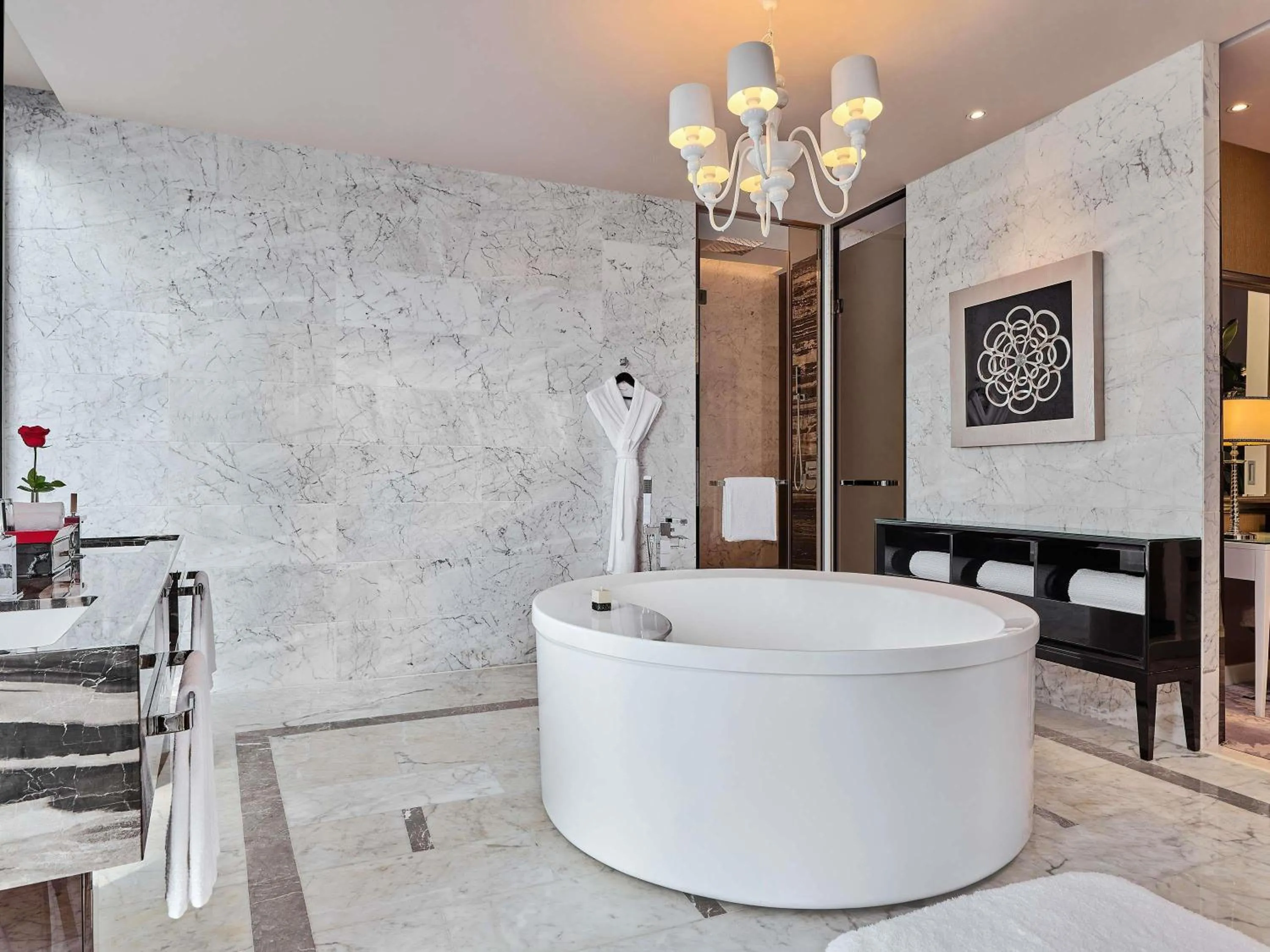 Bedroom in Sofitel Guangzhou Sunrich