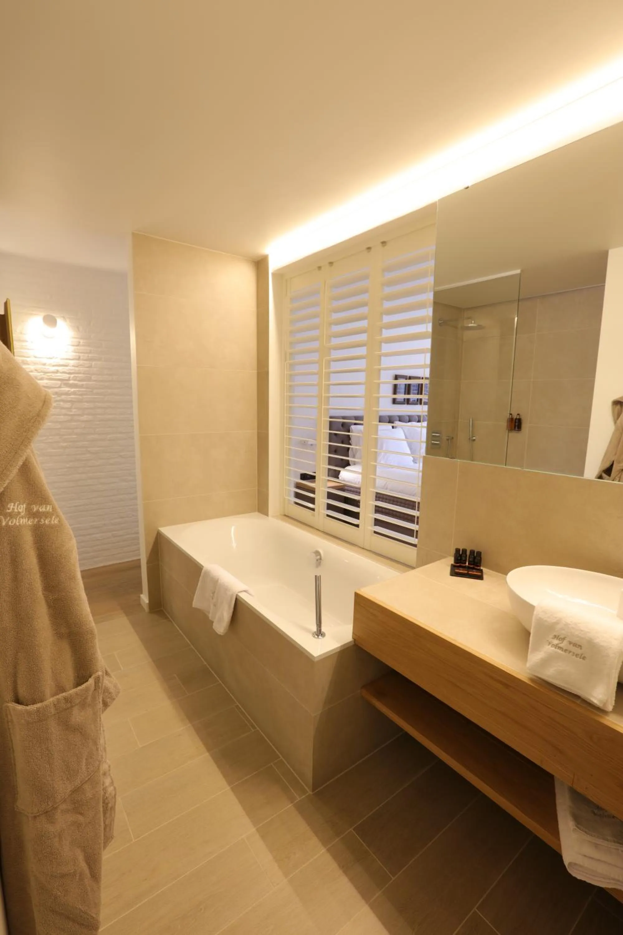 Bathroom in Hof Van Volmersele - Luxury B&B