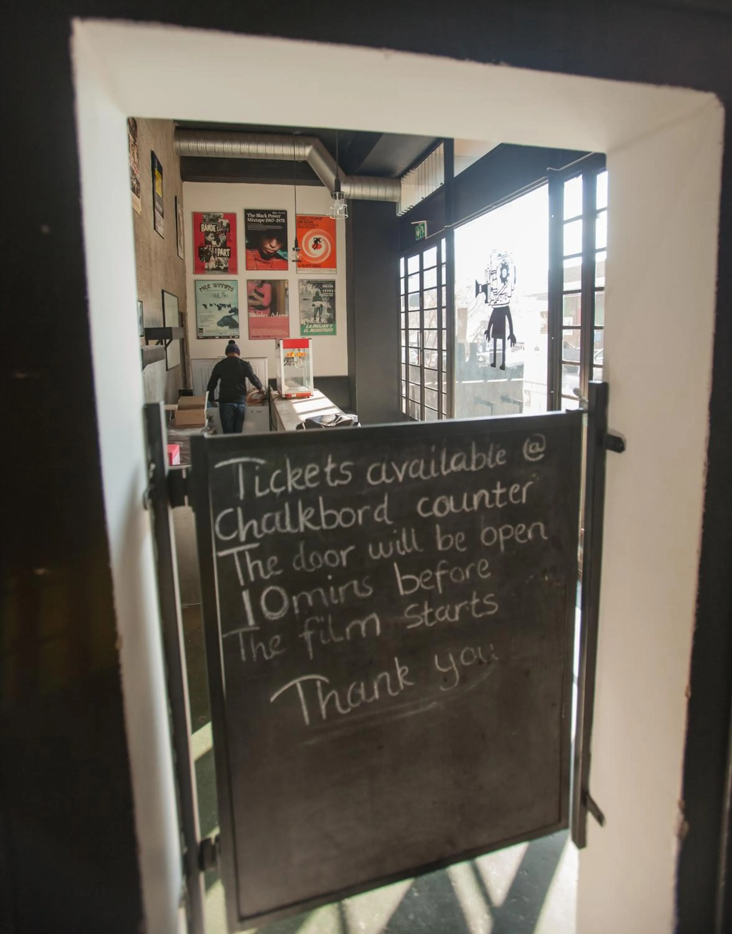 Area and facilities in 12 Decades Art Hotel