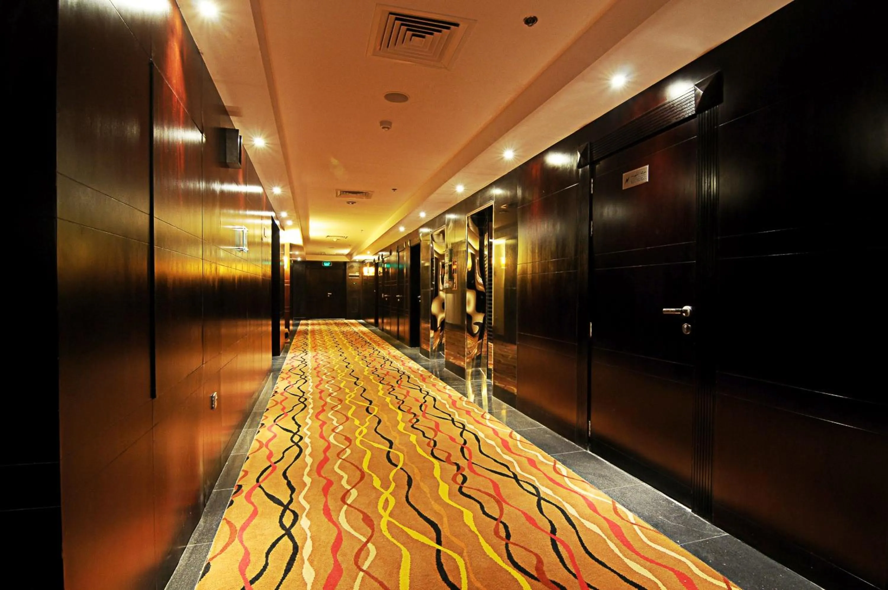 Area and facilities in Corp Executive Hotel Doha Suites