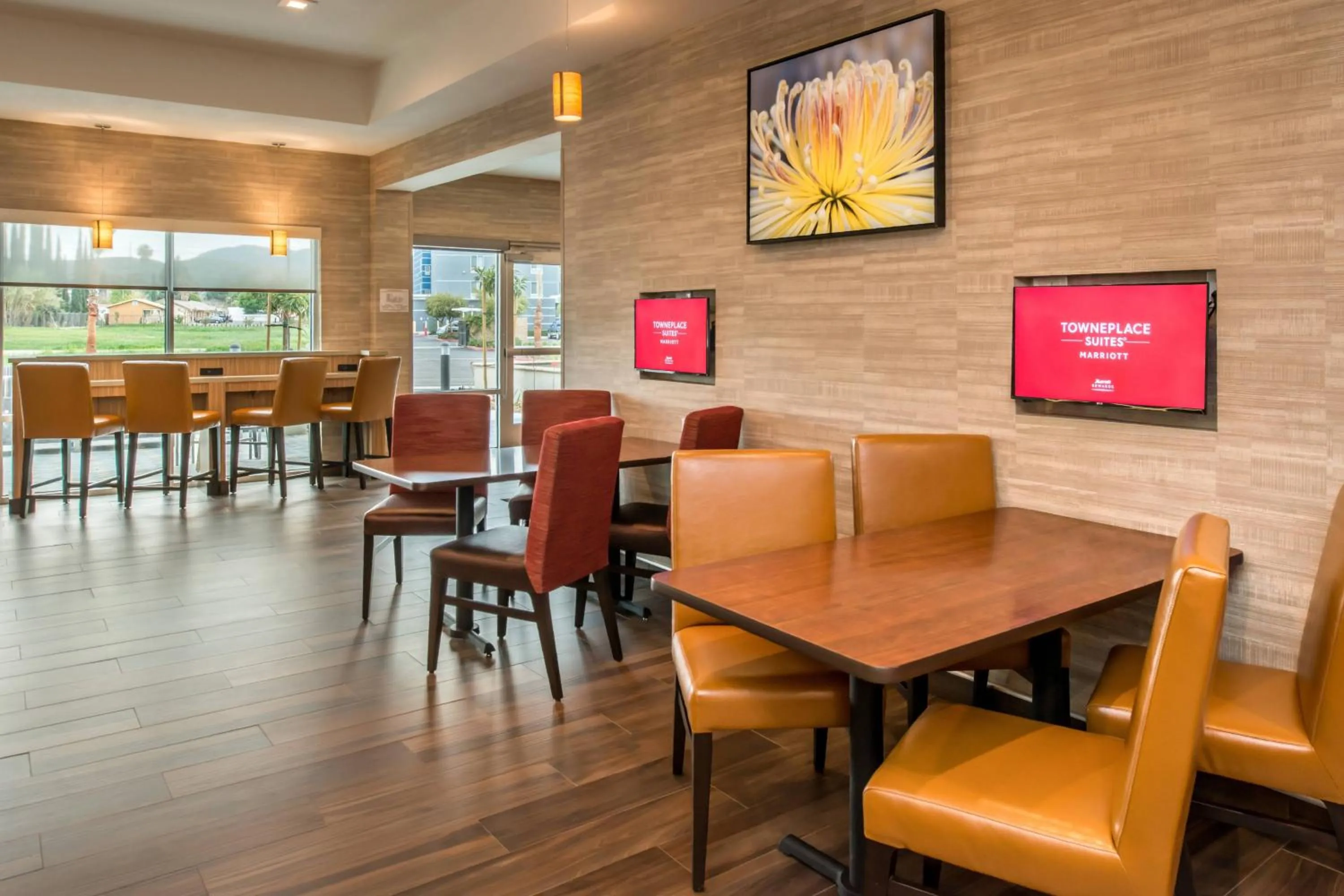 Restaurant/places to eat in TownePlace Suites by Marriott San Bernardino Loma Linda