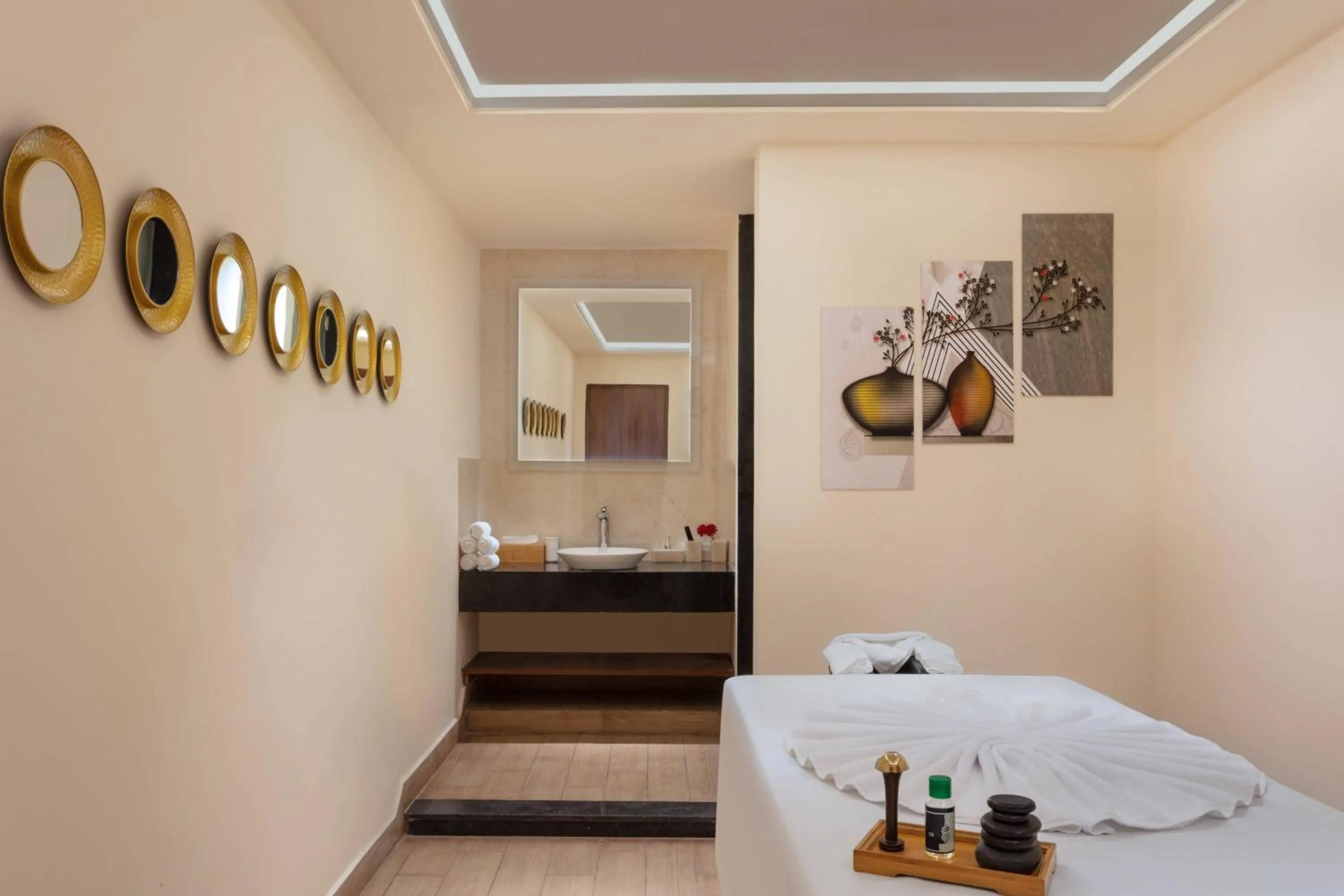 Spa and wellness centre/facilities, Bed in Fairfield by Marriott Visakhapatnam