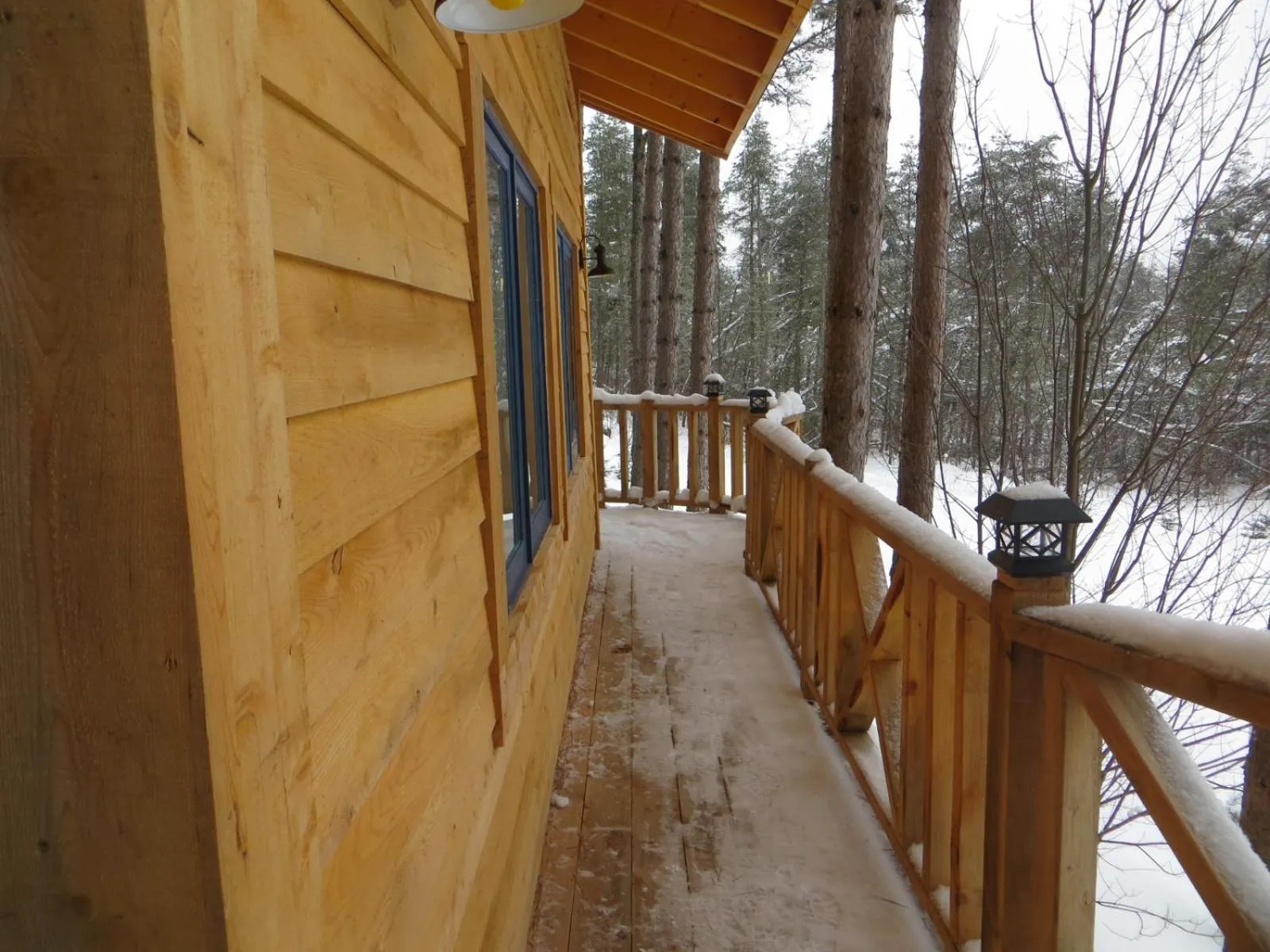Balcony/Terrace in La maison sous les arbres