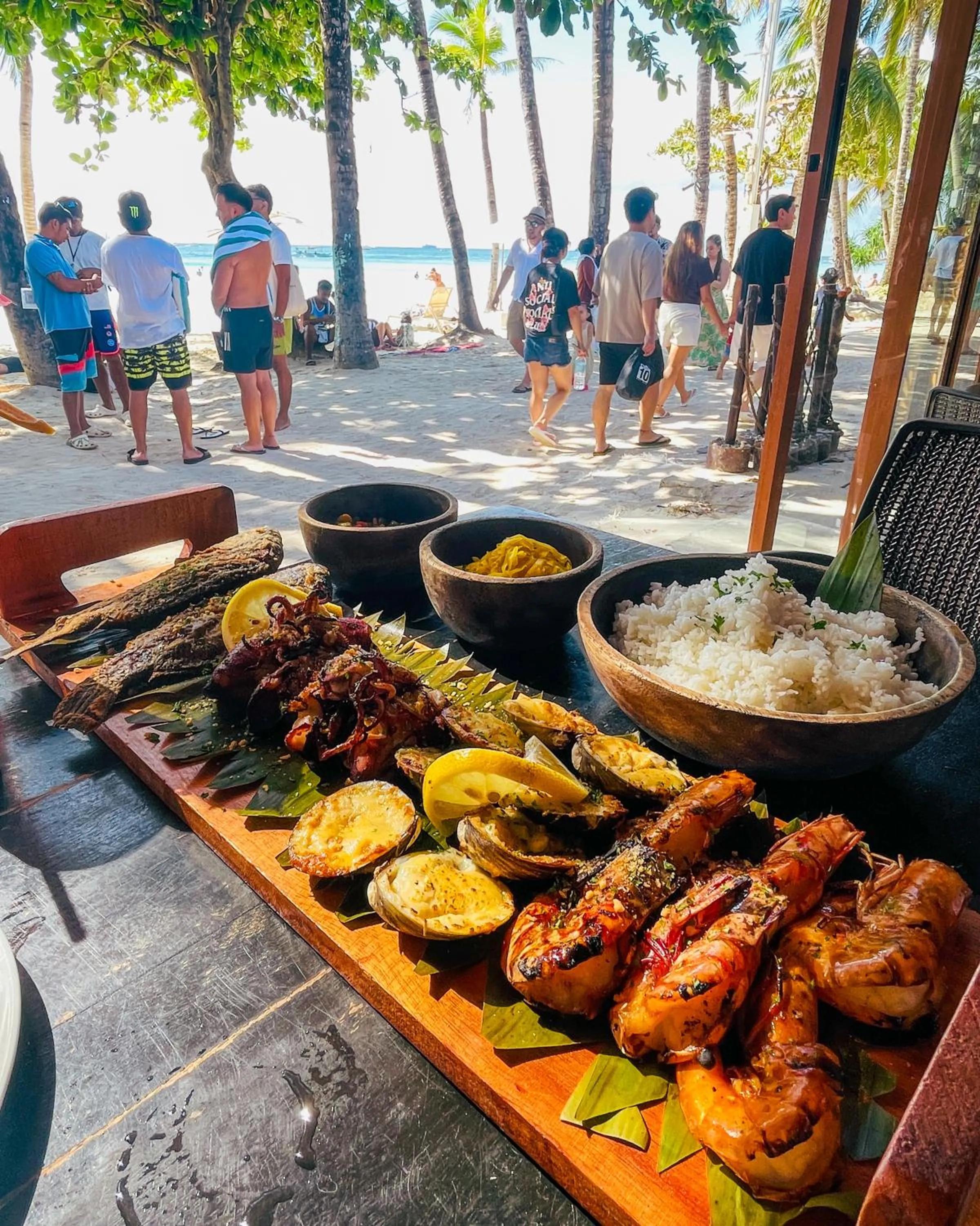 Food and drinks in Red Coconut Beach Hotel Boracay