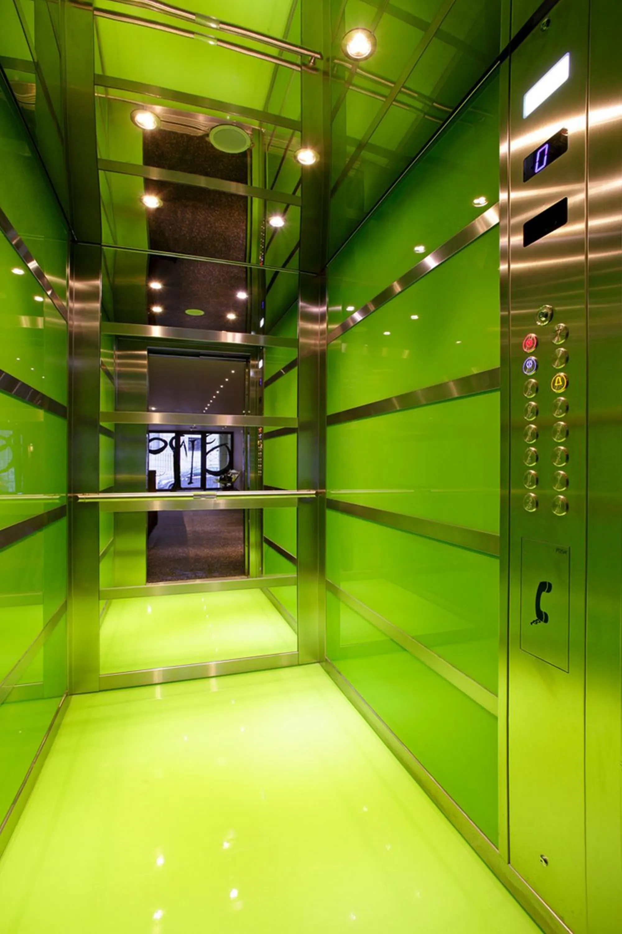 Area and facilities in Athens Mosaico Suites & Apartments