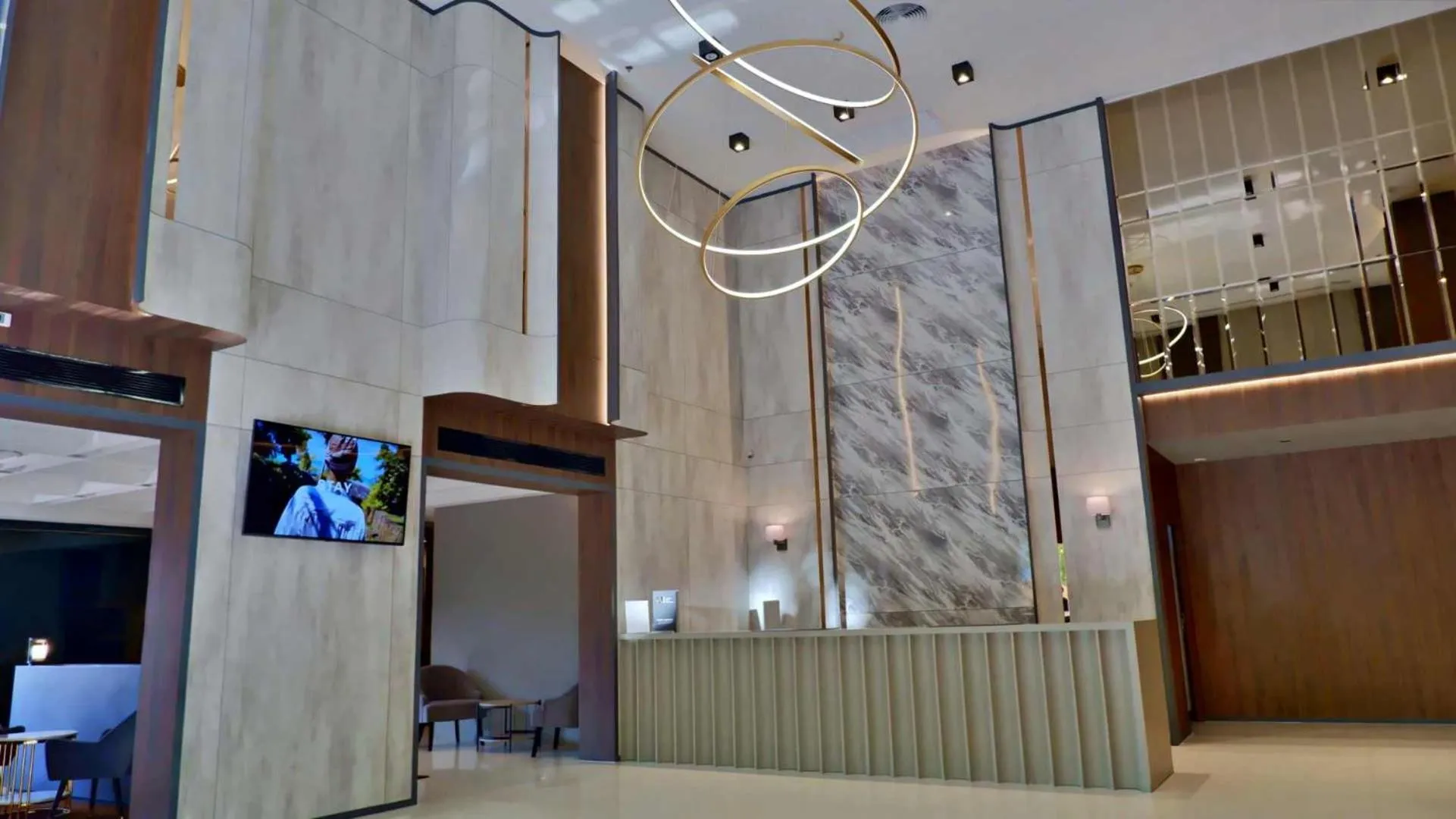 Lobby or reception in Grand Mercure Bangkok Asoke Residence