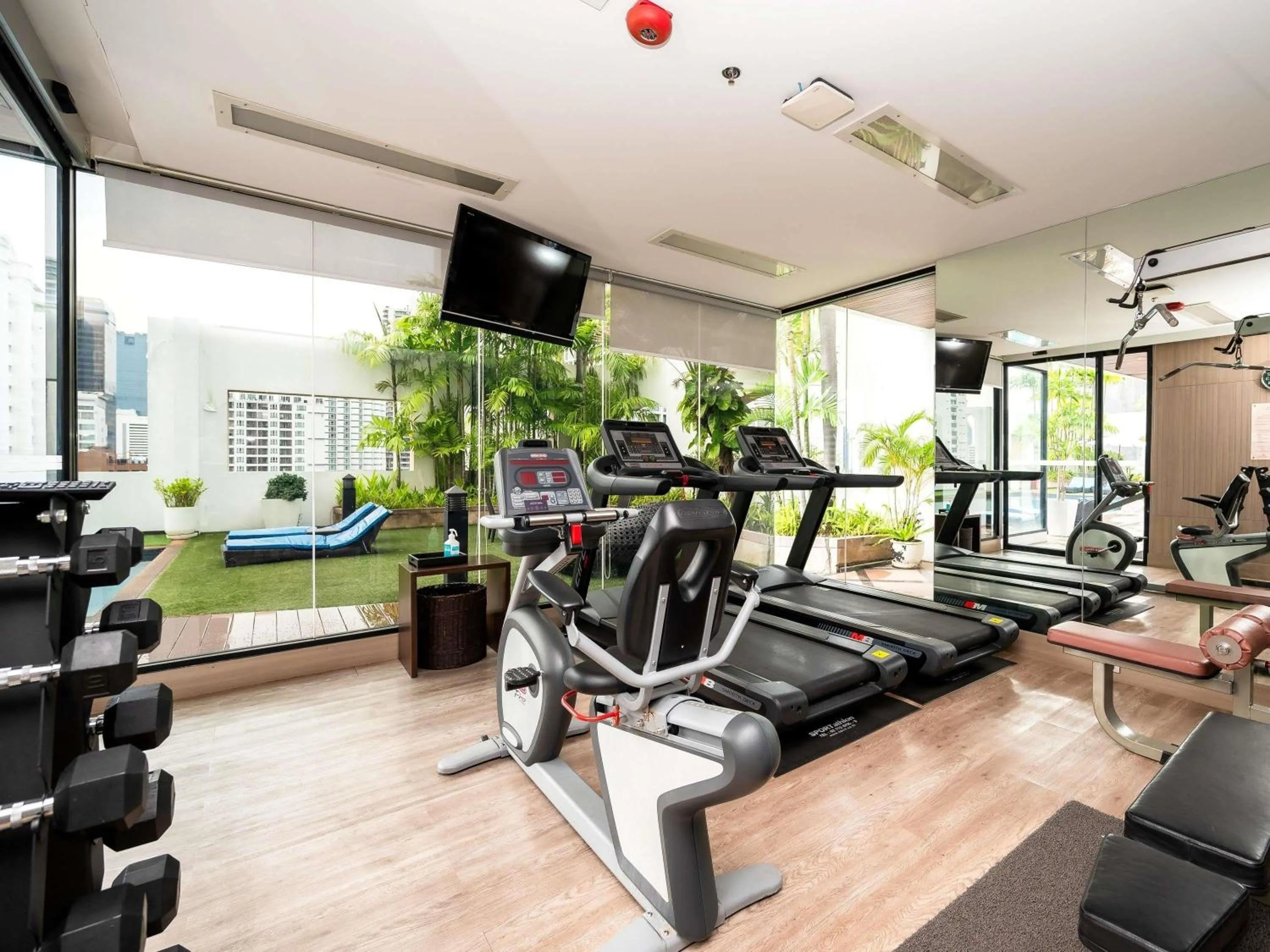Fitness centre/facilities in Grand Mercure Bangkok Asoke Residence