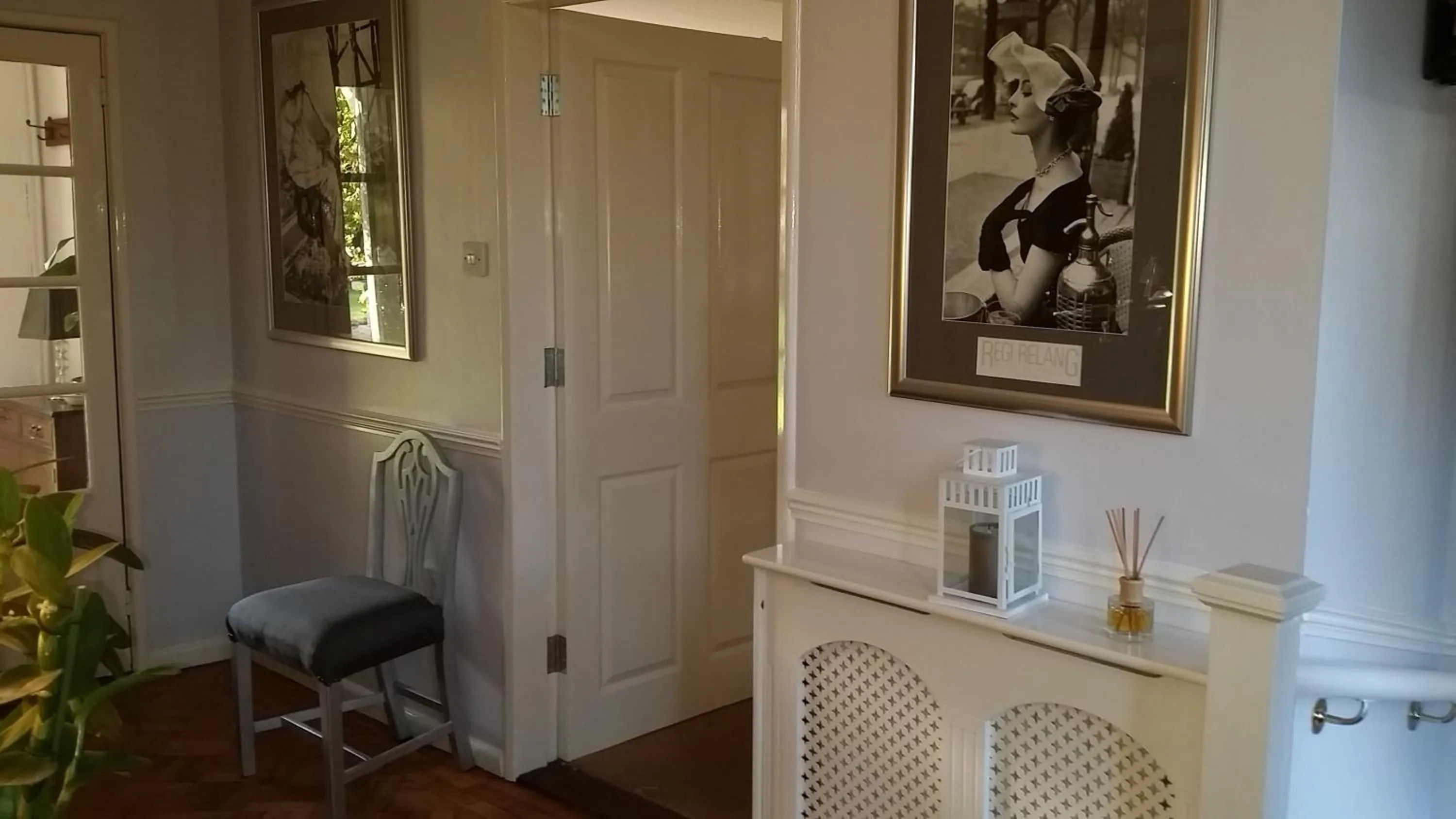 Lobby or reception in Mackworth House Farm