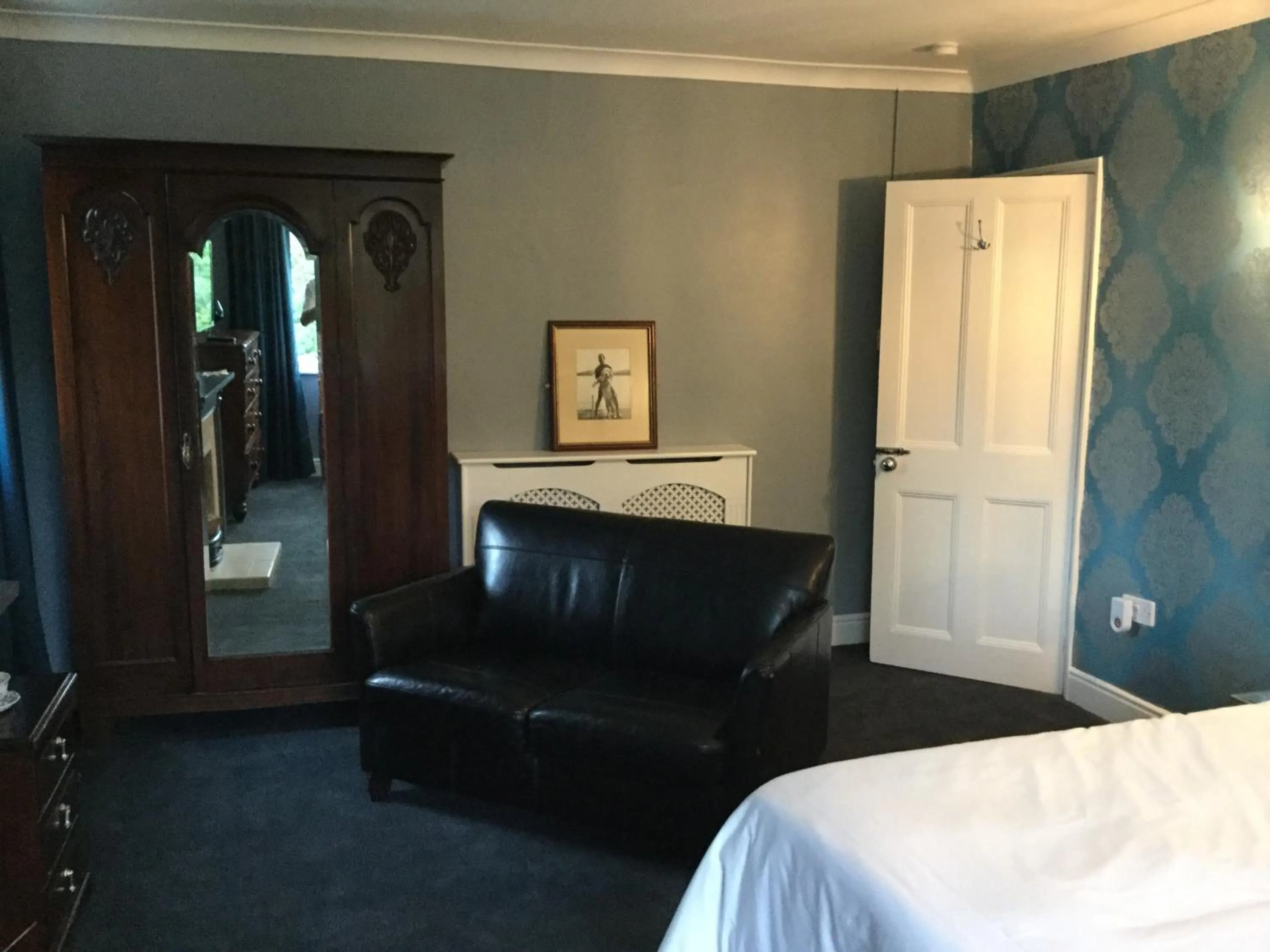 Seating area, Bed in Mackworth House Farm