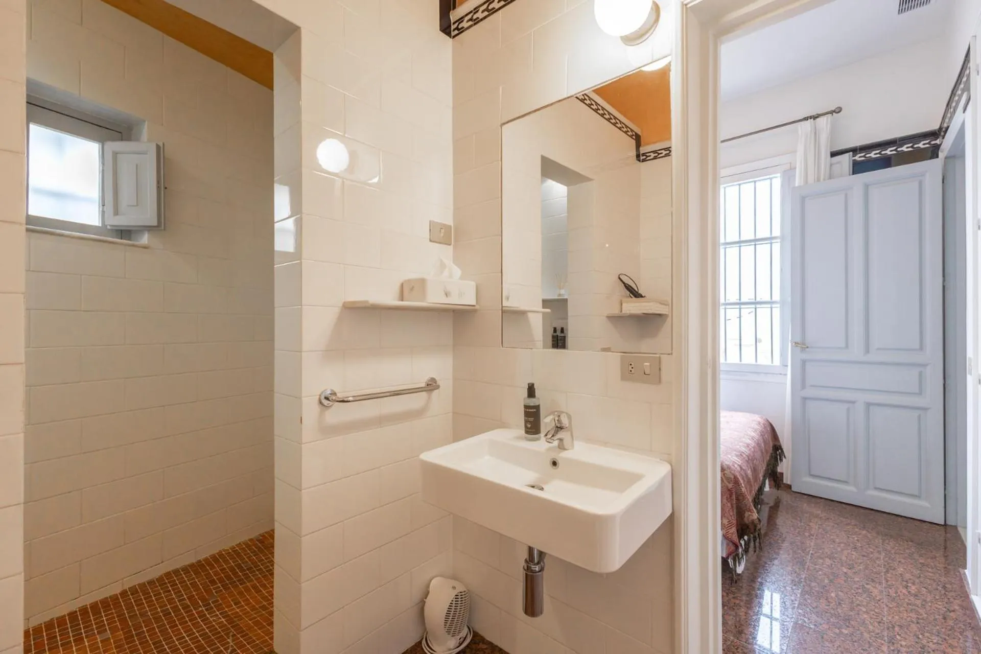 Palacio Marmoles by Valcambre