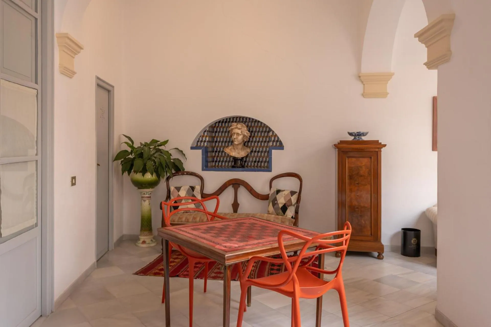 Palacio Marmoles by Valcambre