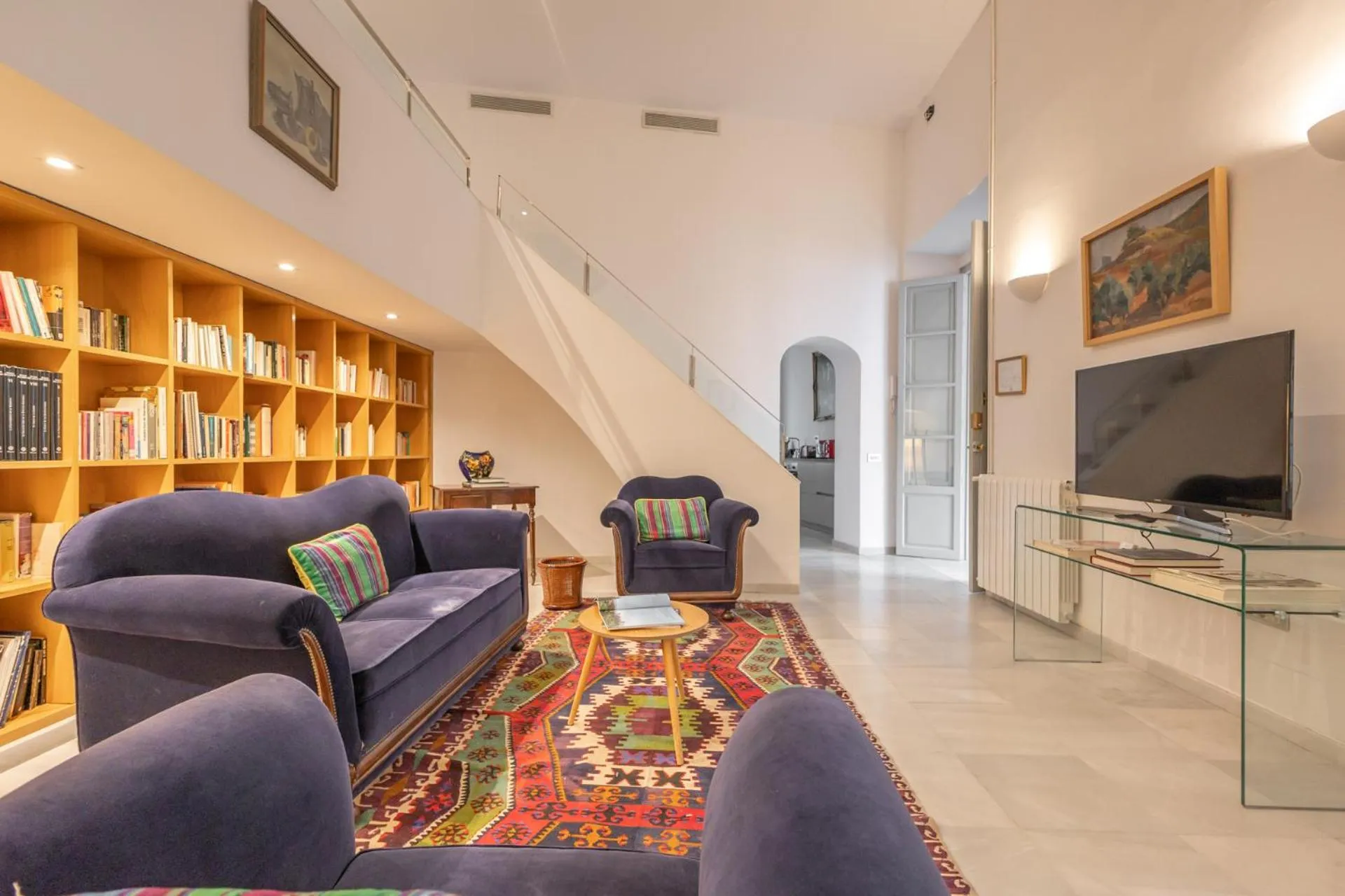 Palacio Marmoles by Valcambre