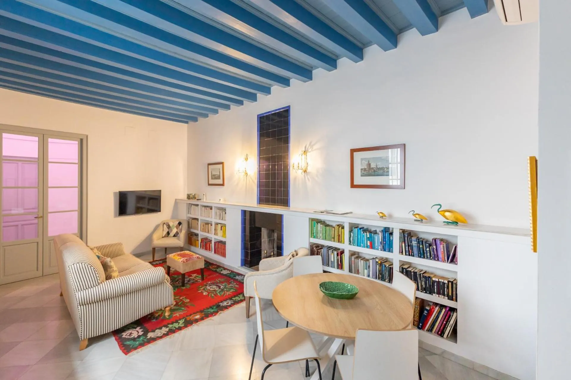 Palacio Marmoles by Valcambre