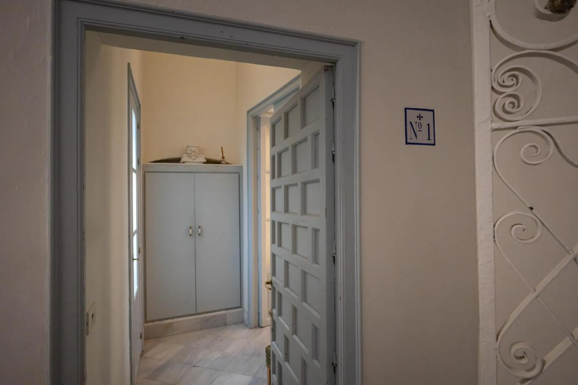 Palacio Marmoles by Valcambre