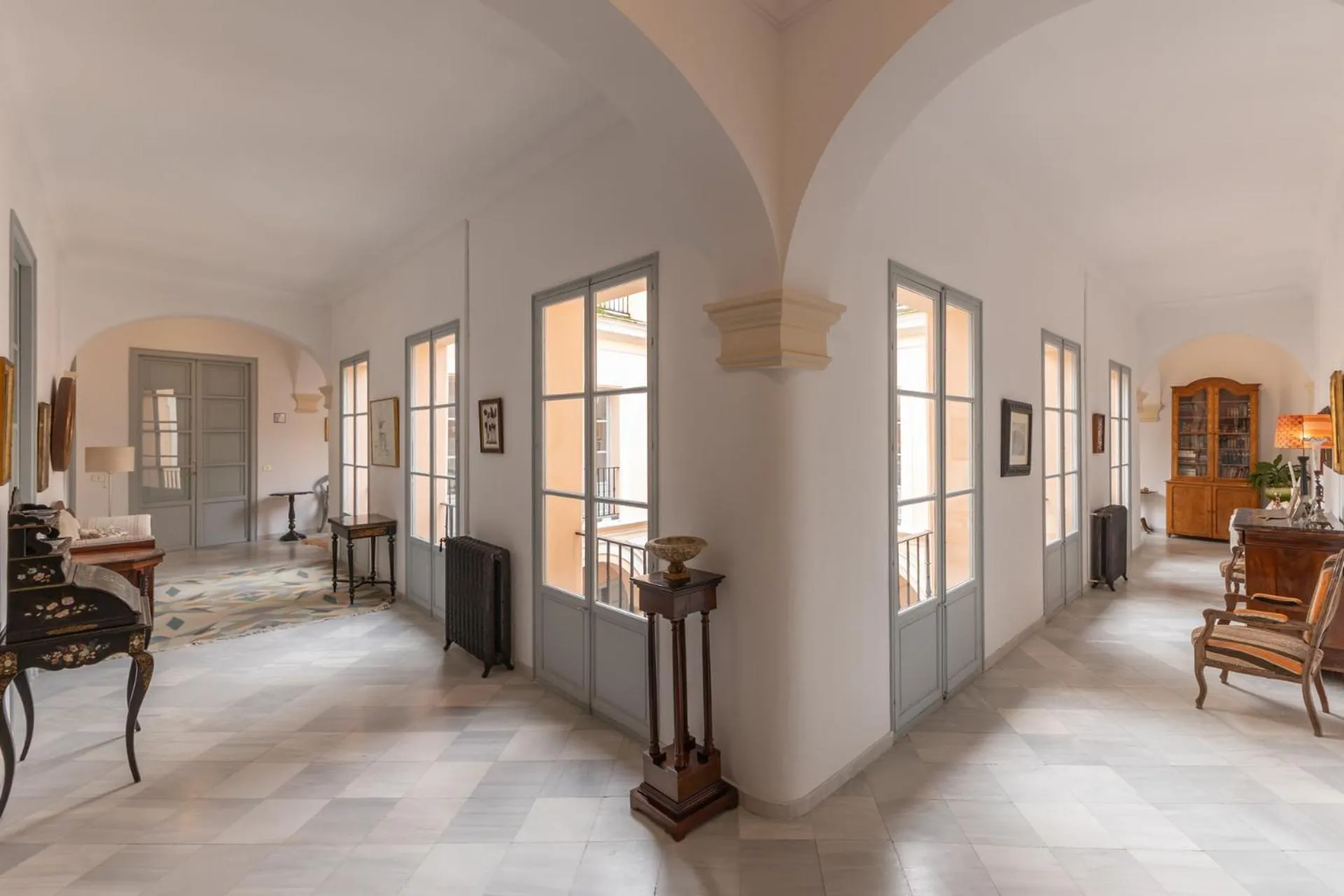 Palacio Marmoles by Valcambre