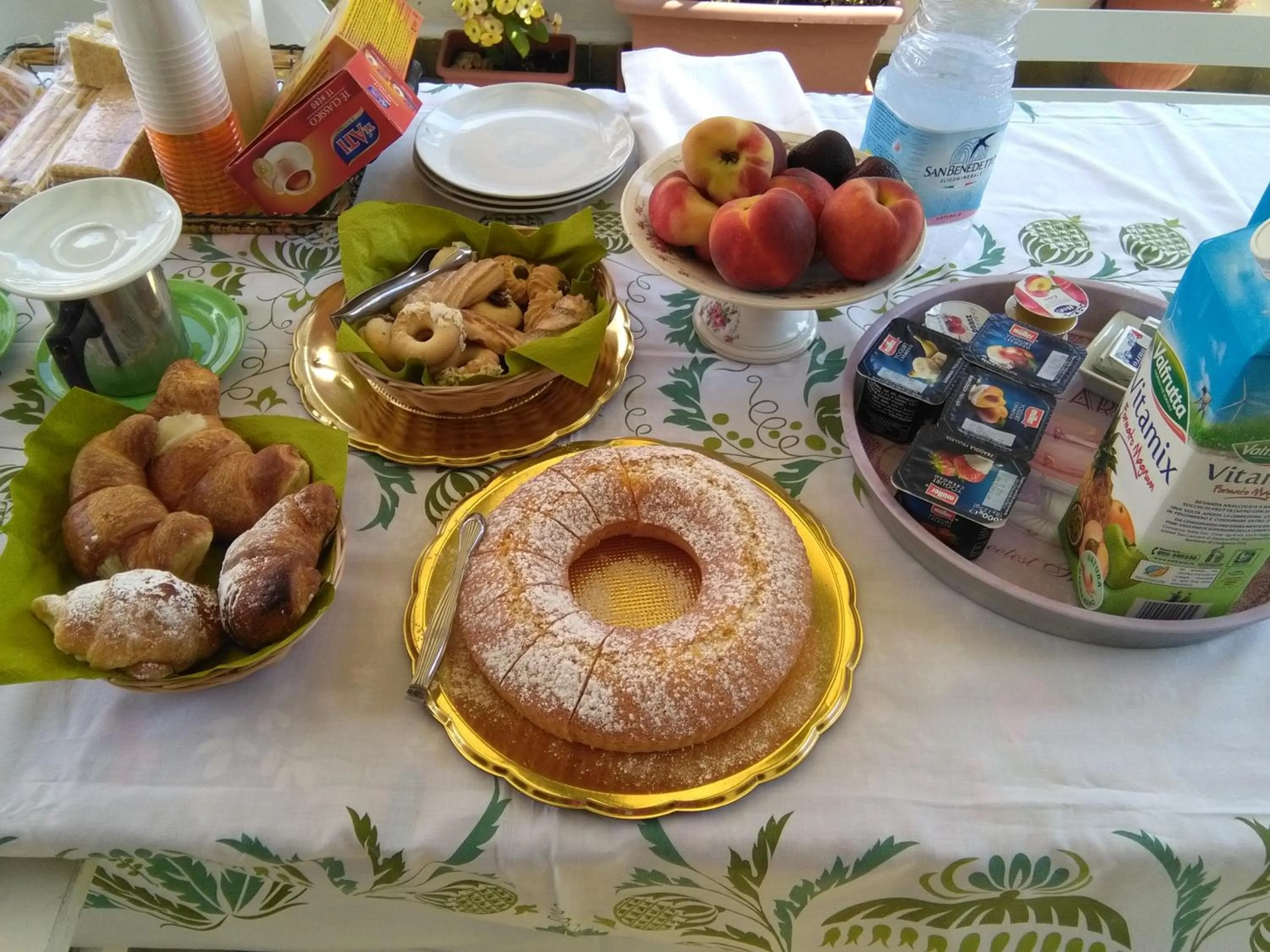 Breakfast in La Castellese