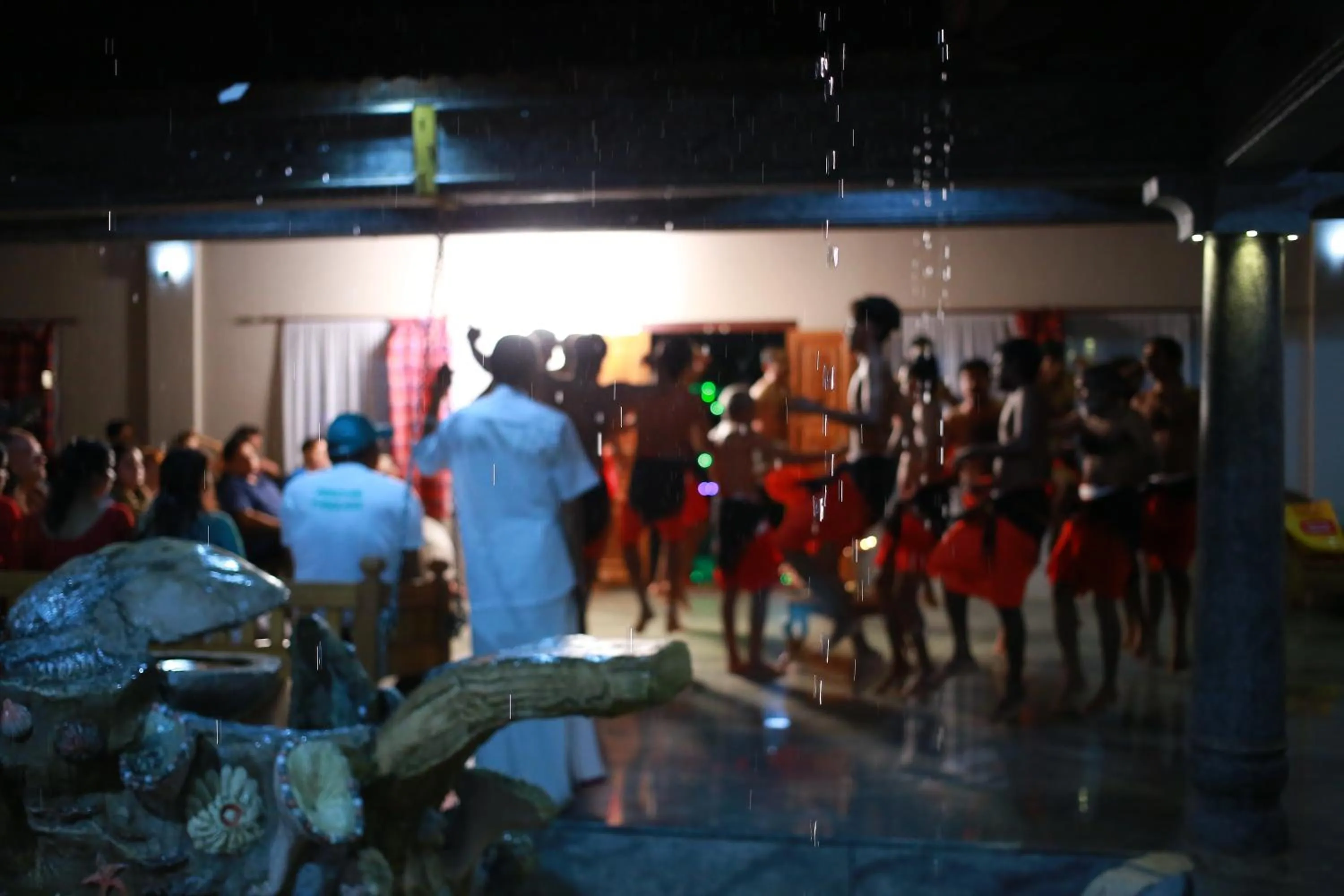 Evening entertainment in Woodgreens Heritage Resorts