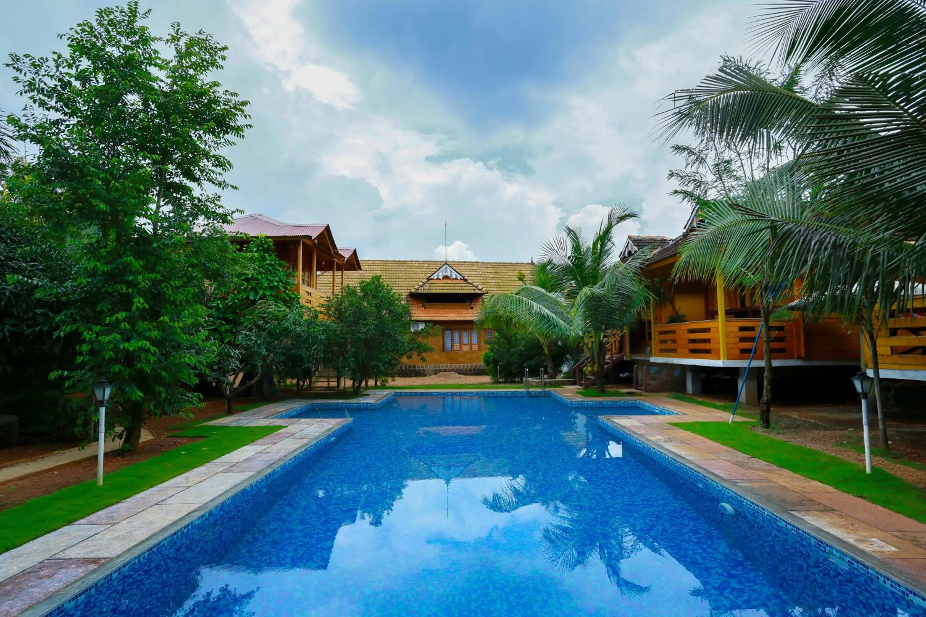 Swimming pool in Woodgreens Heritage Resorts