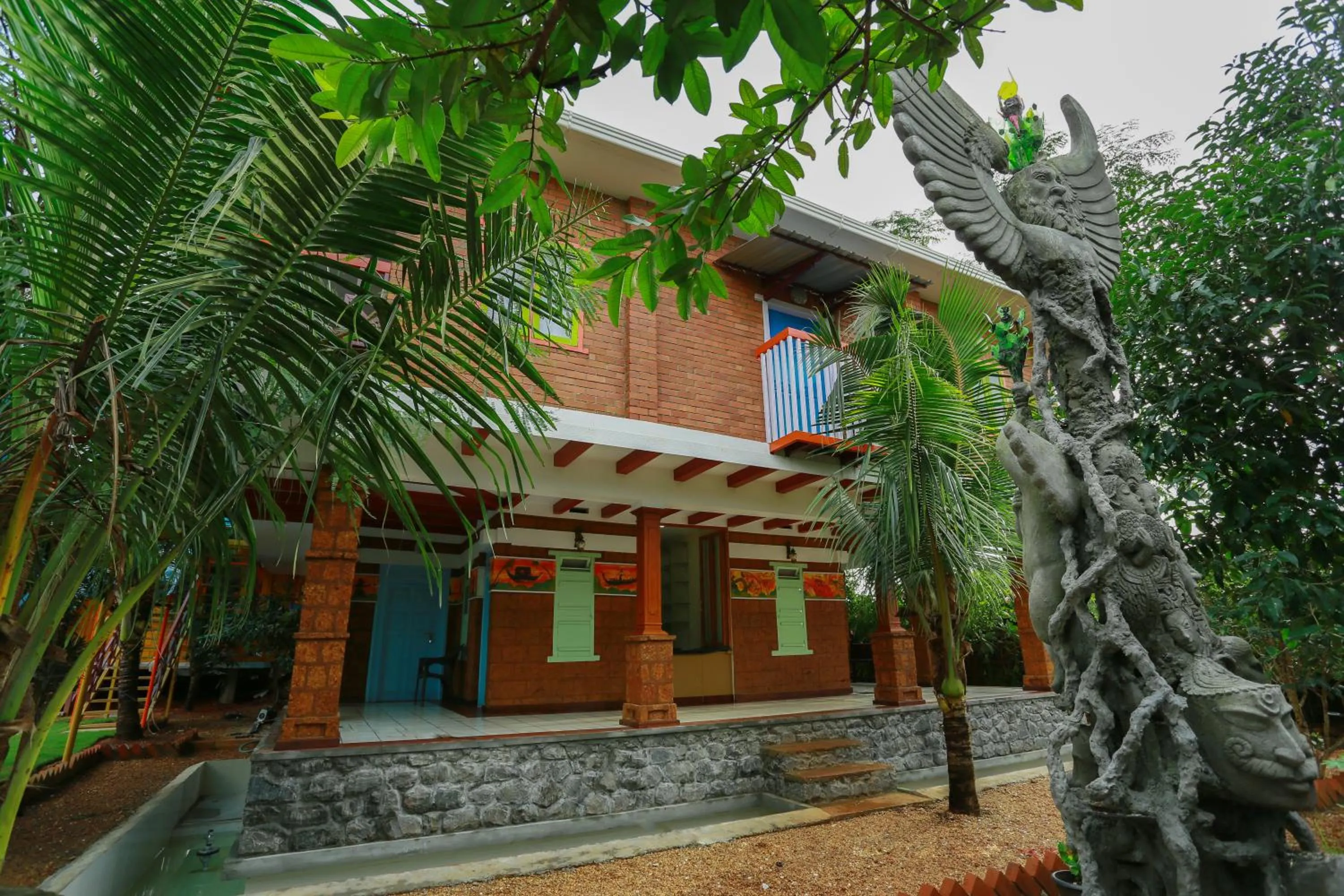 Massage in Woodgreens Heritage Resorts