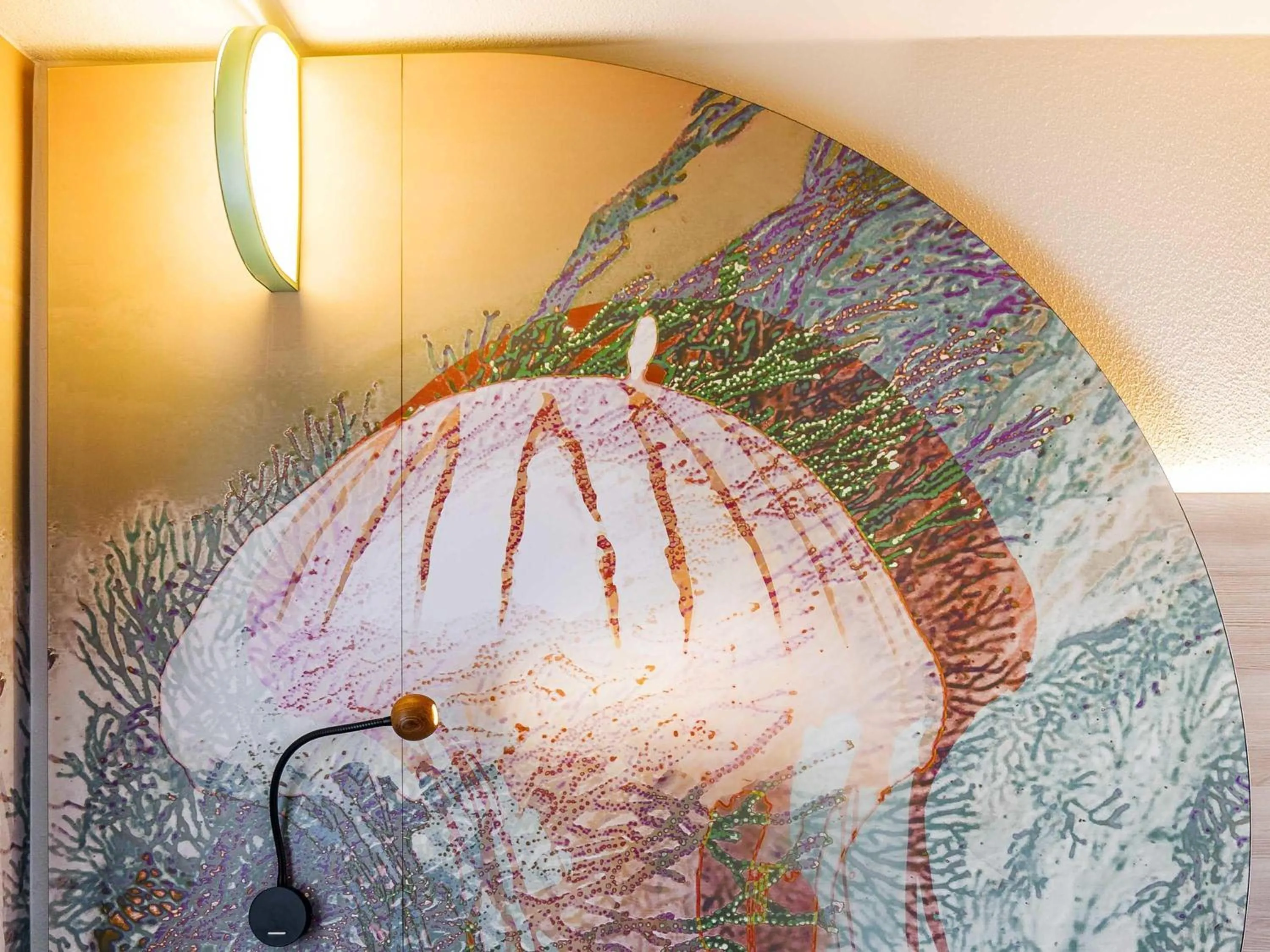 Bedroom in ibis Styles Antibes