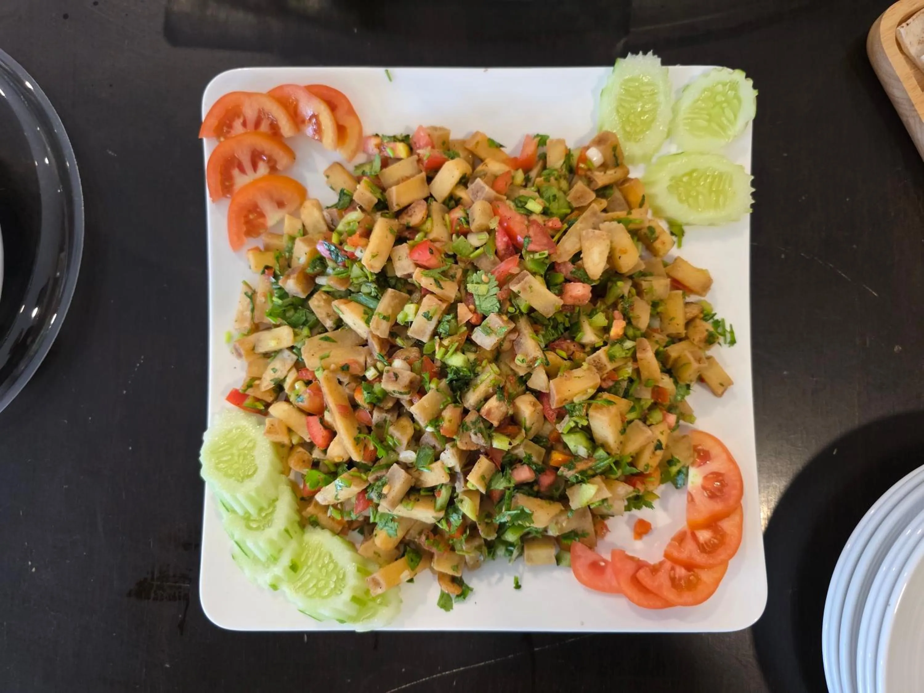 Food and drinks in Boss Suites Nana Hotel